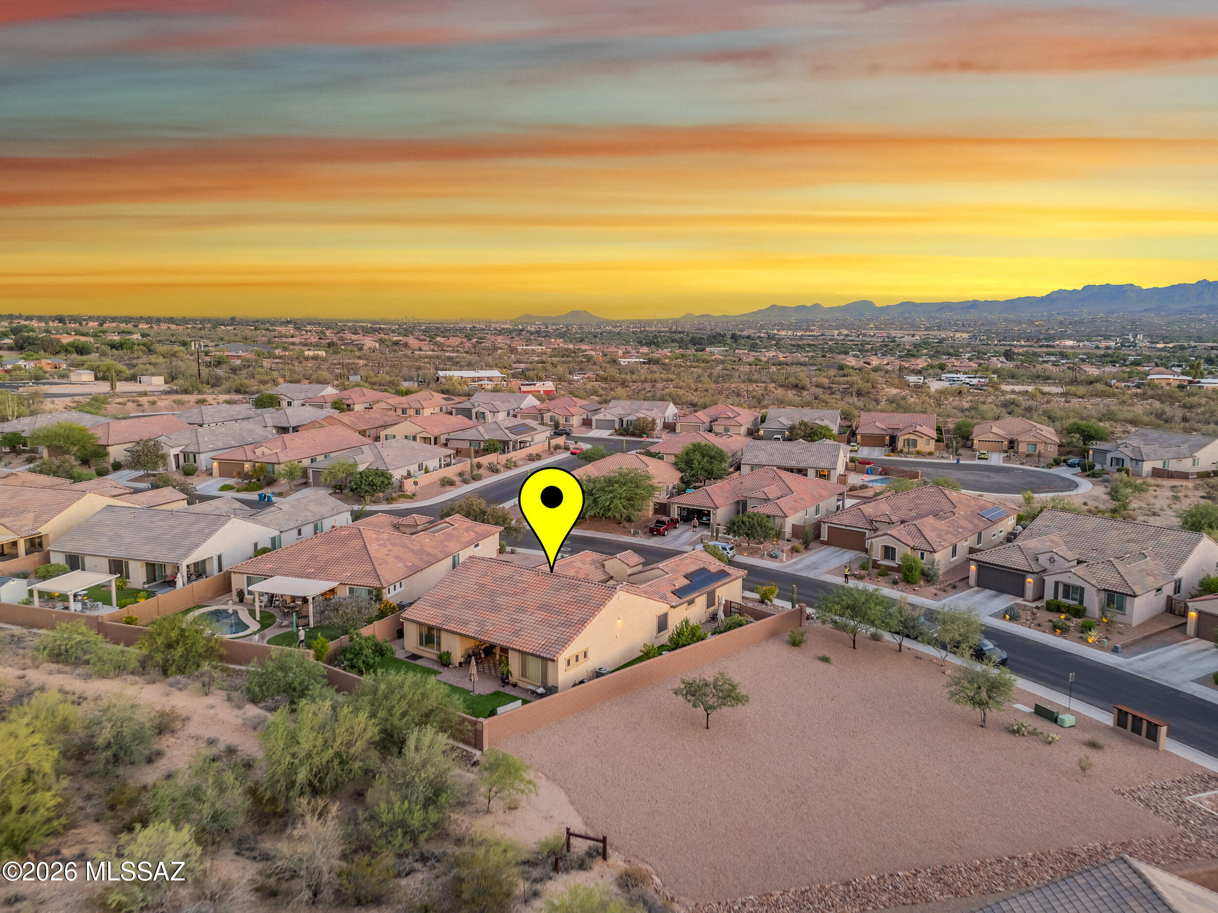 Camino De Oeste SQ20171600112 - Residential