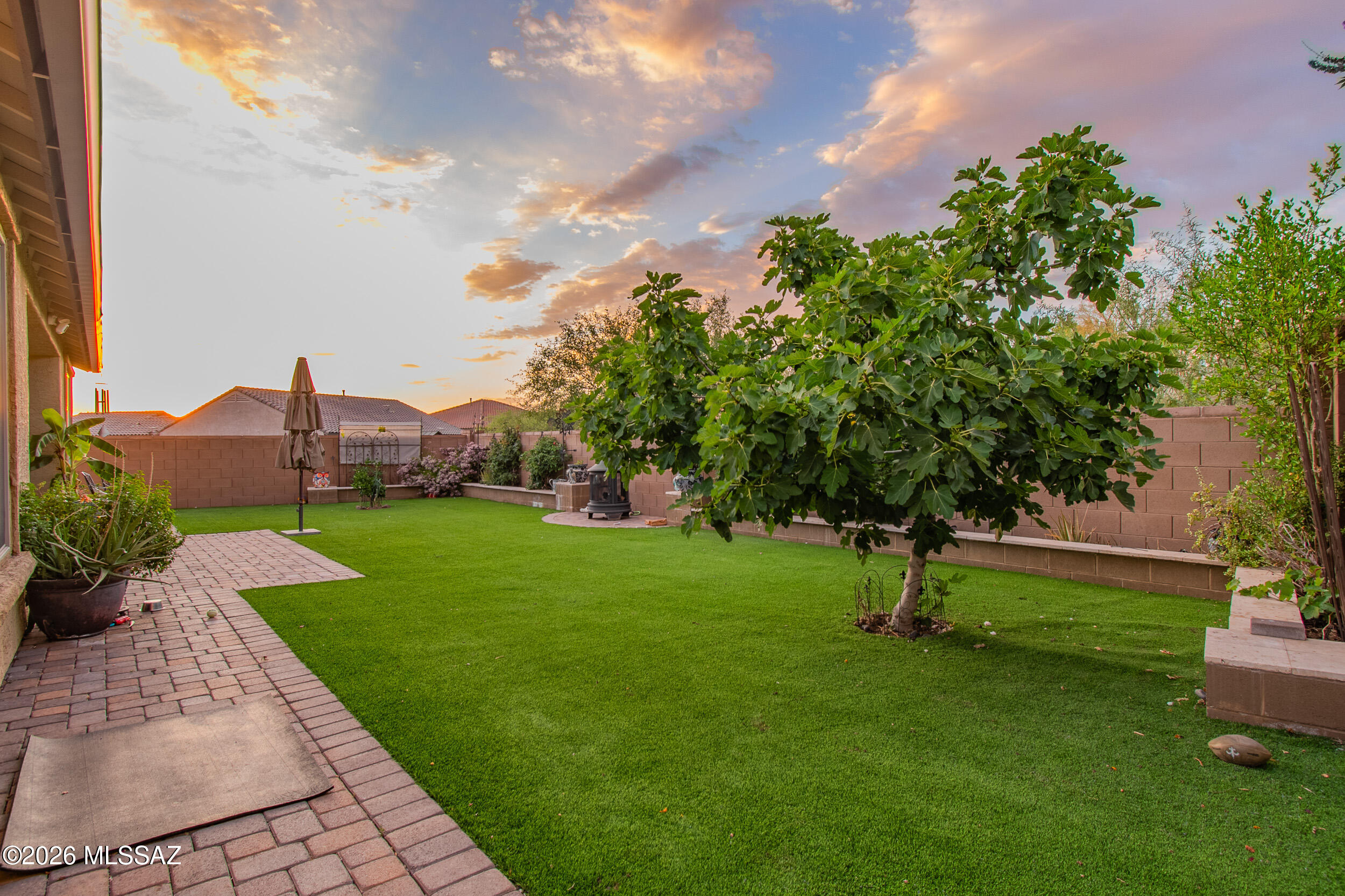 Camino De Oeste SQ20171600112 - Residential
