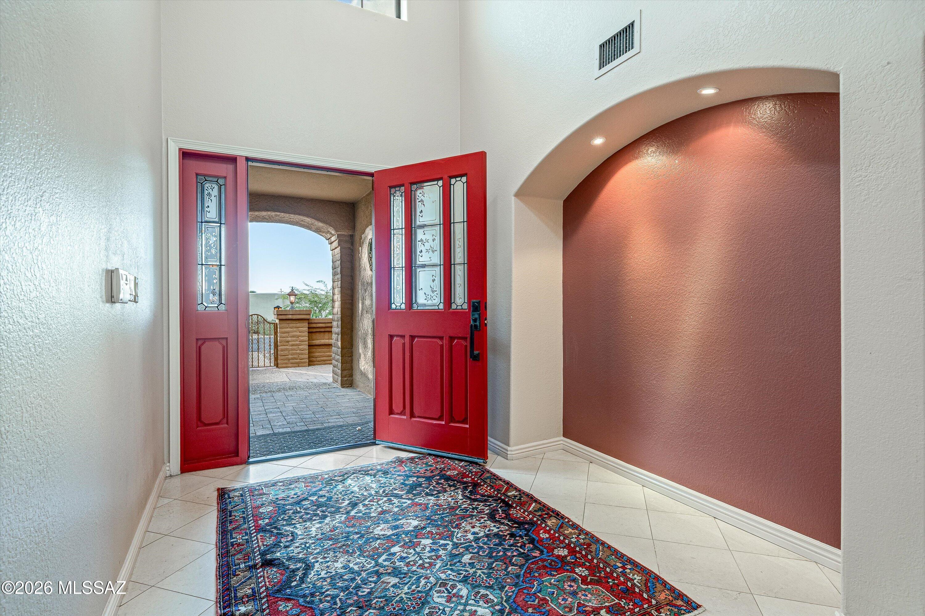 5562 N Paseo Pescado