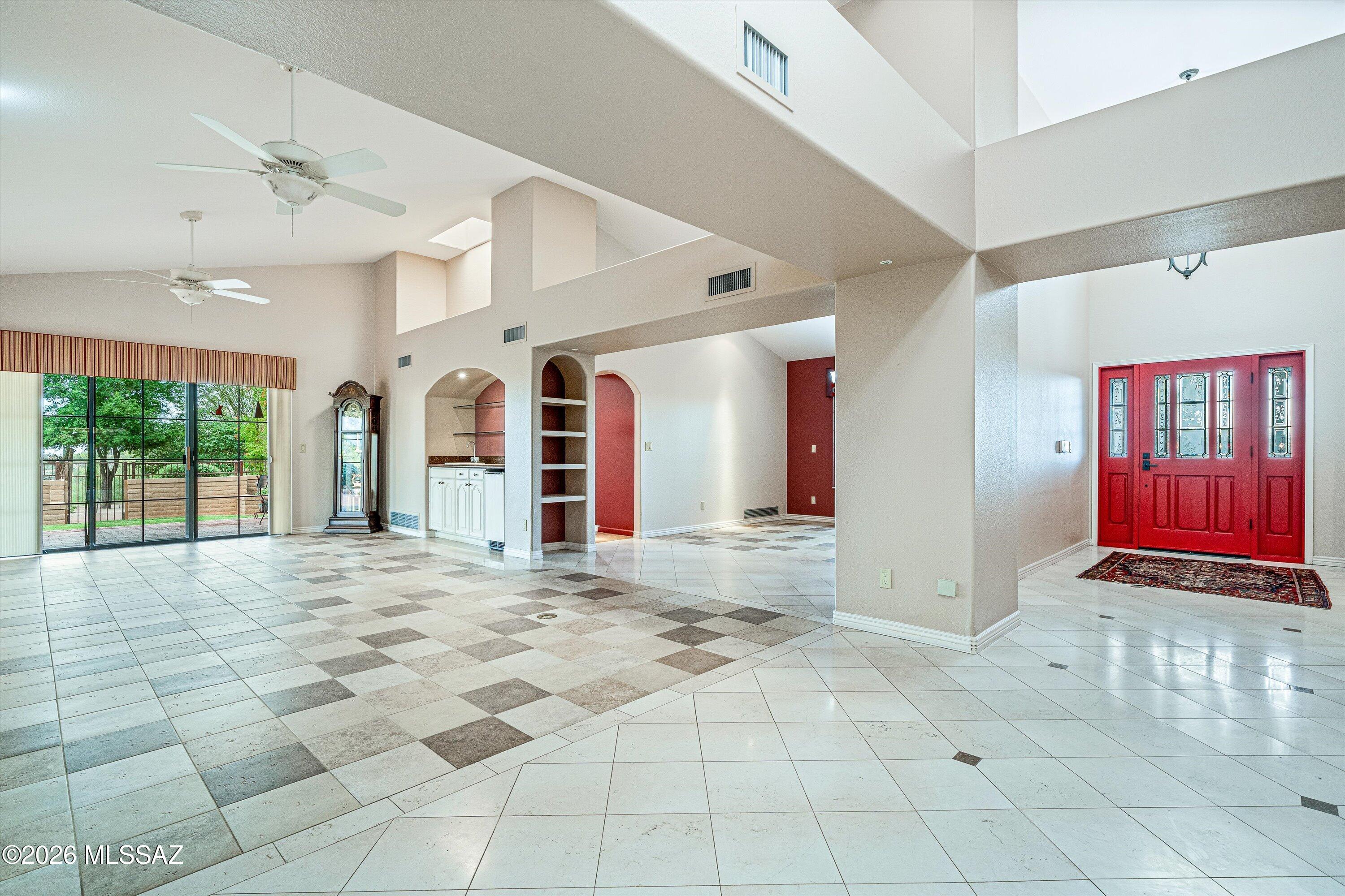 5562 N Paseo Pescado