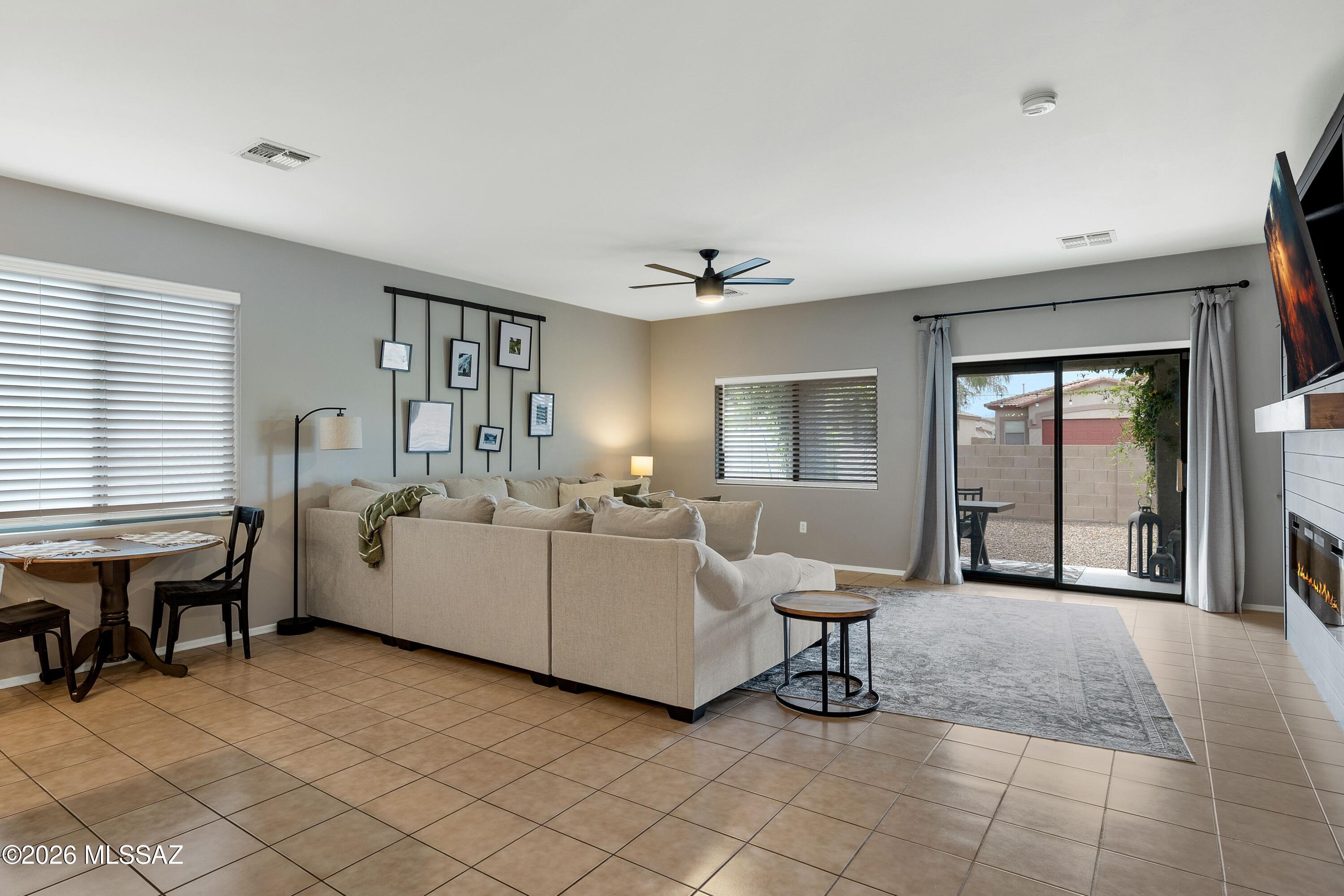 11145 W Fallen Willow Drive