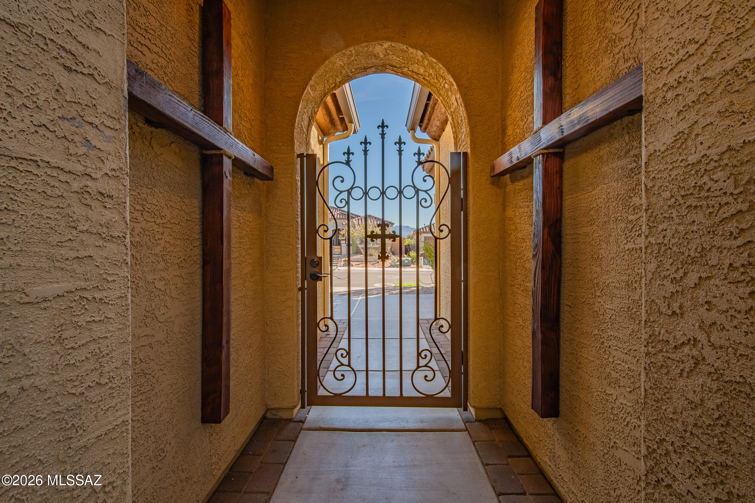 5040 W Paseo Rancho Acero