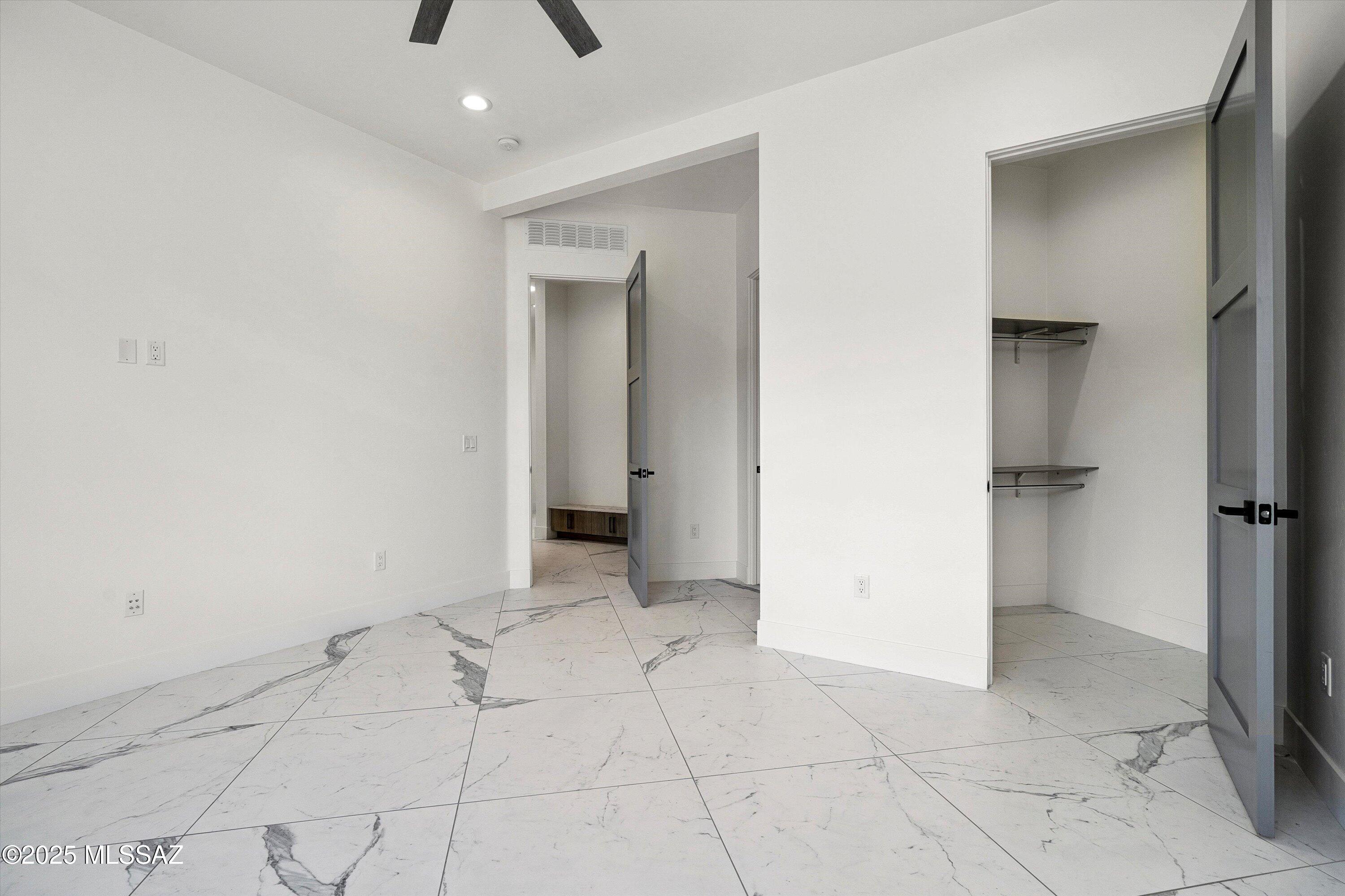 Grey Wolf Estates SQ20122080071 - Residential