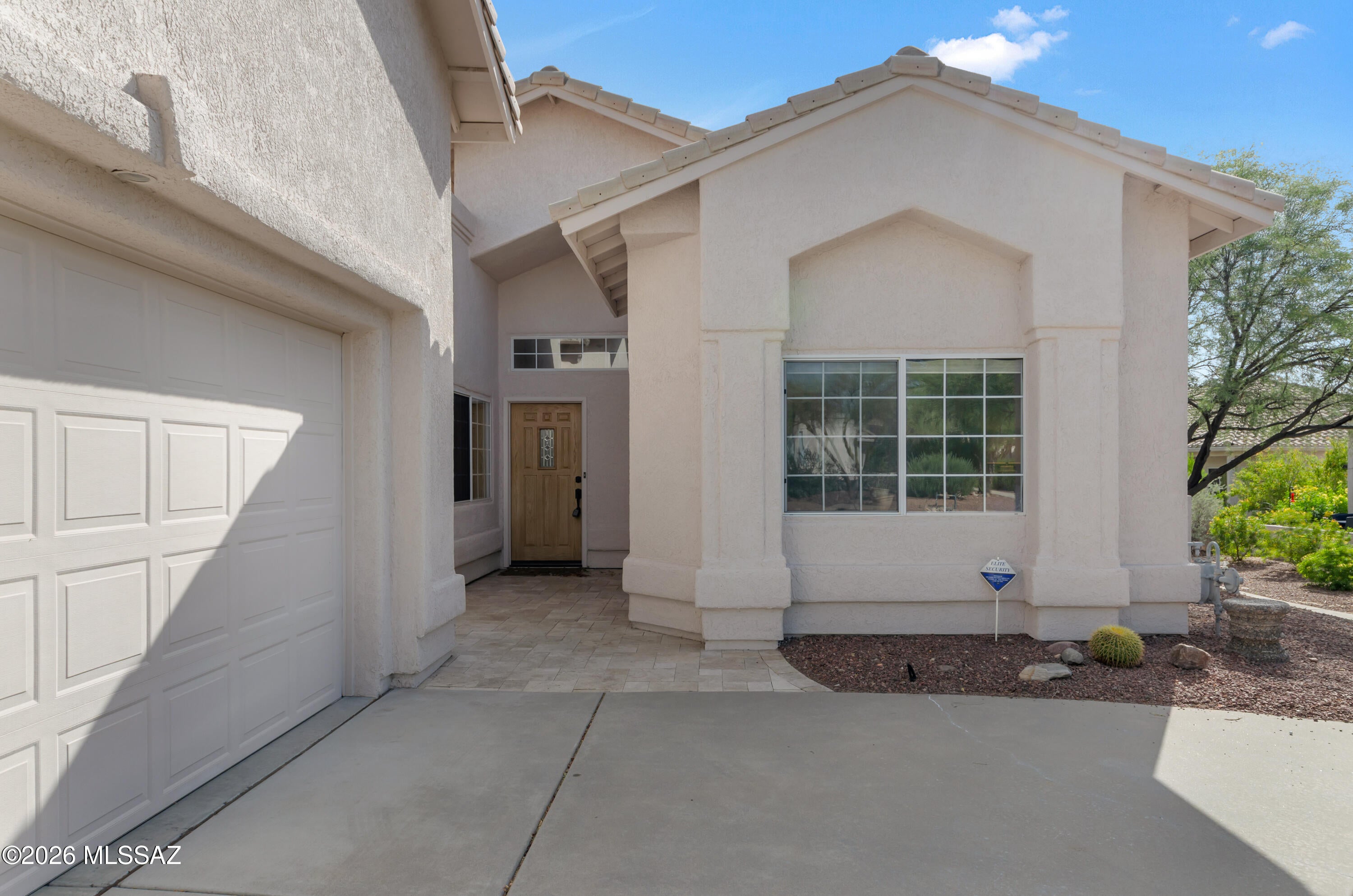 10991 N Pebble Way