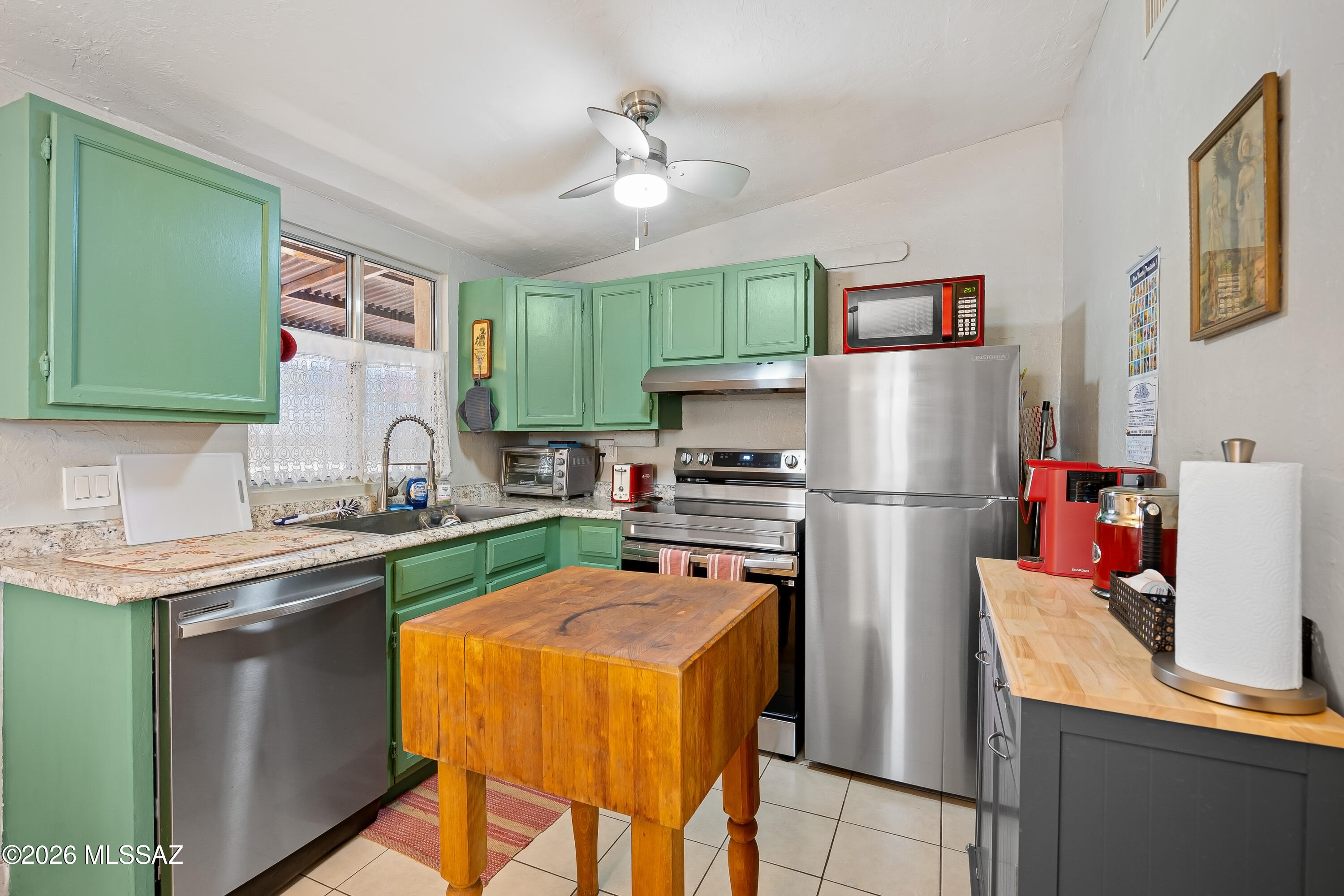 El Rio Park - Residential