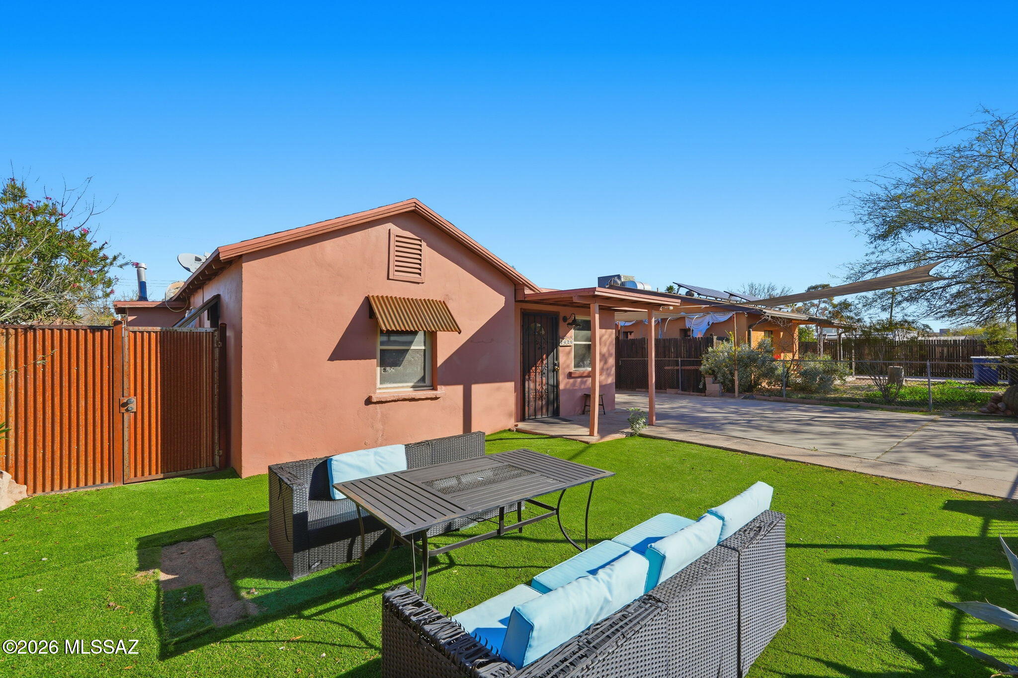 El Rio Park - Residential