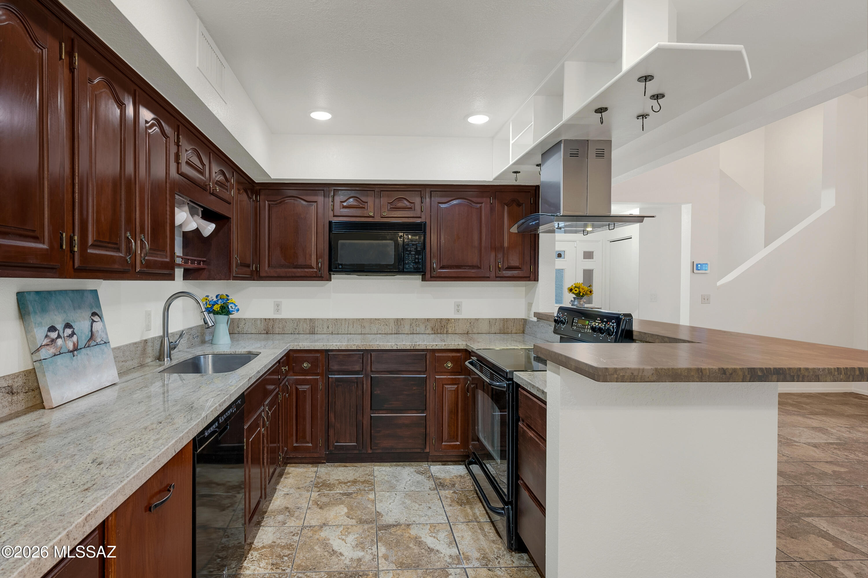 Granada Place (1-15) - Residential