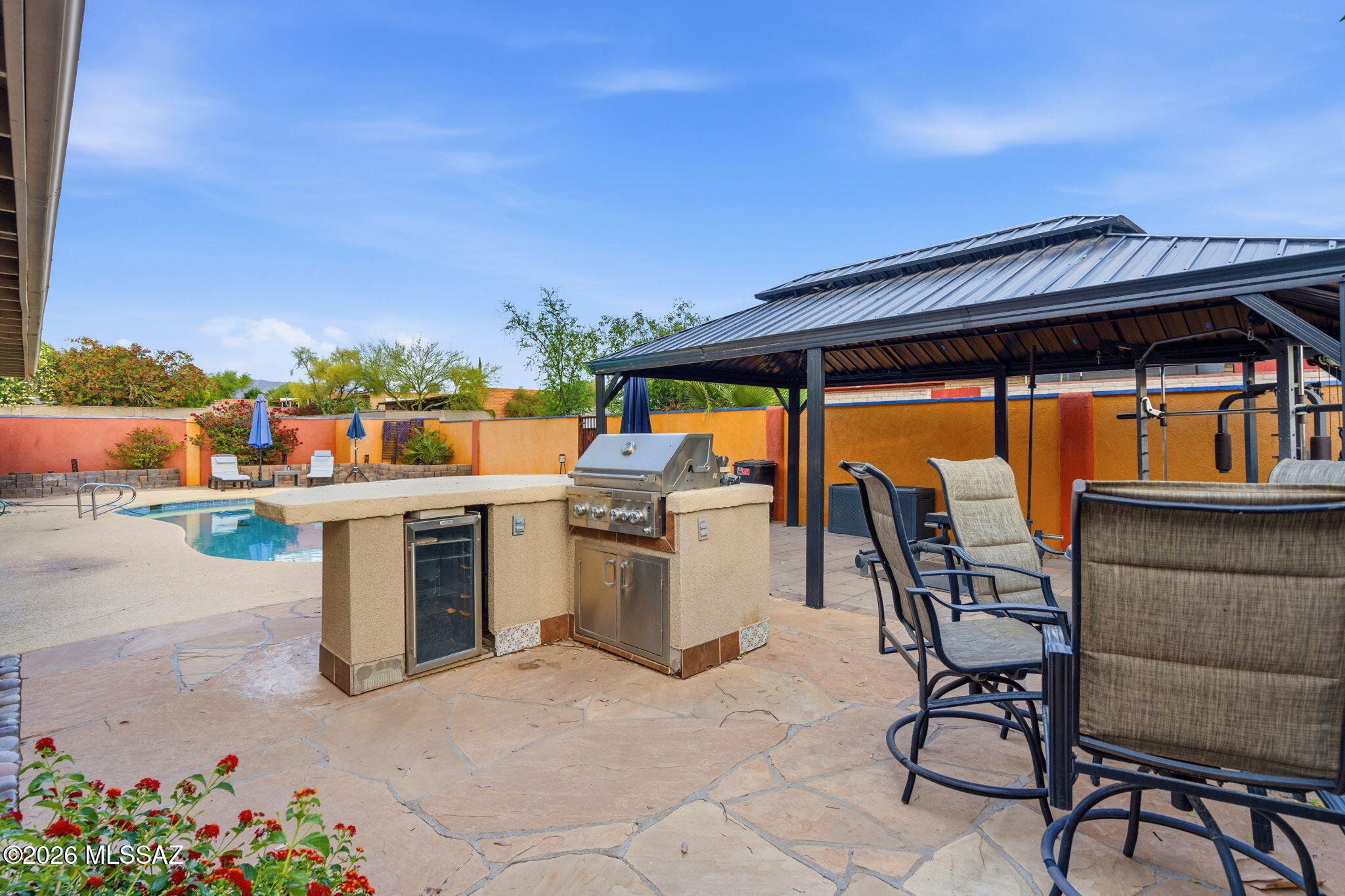 Hermosa Highlands (66-146) - Residential