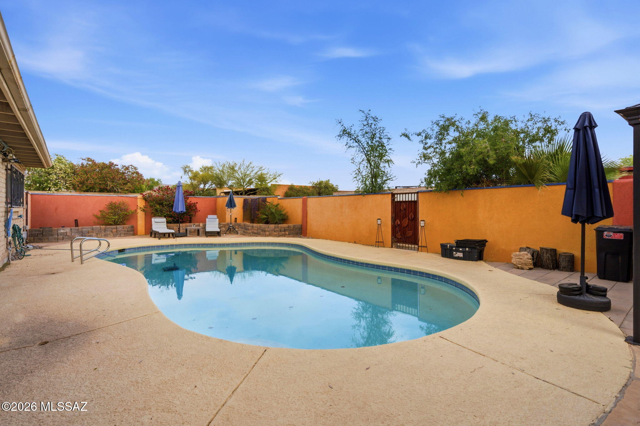Hermosa Highlands (66-146) - Residential