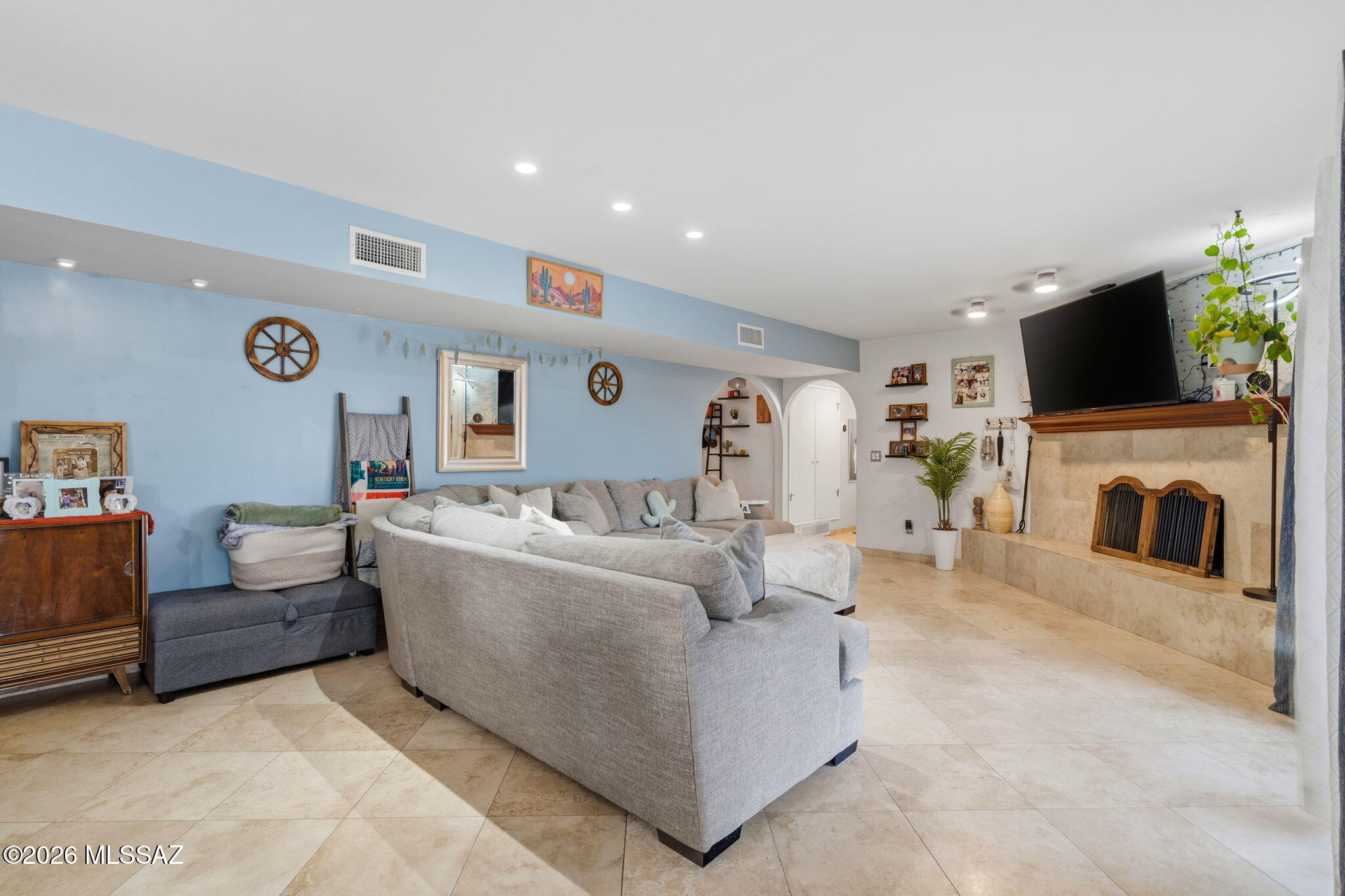 Hermosa Highlands (66-146) - Residential