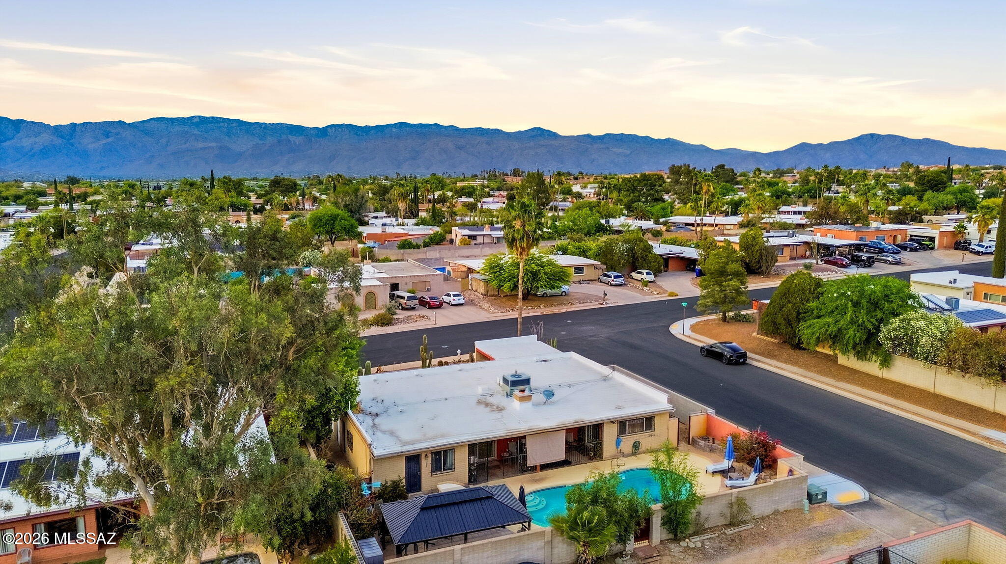 Hermosa Highlands (66-146) - Residential
