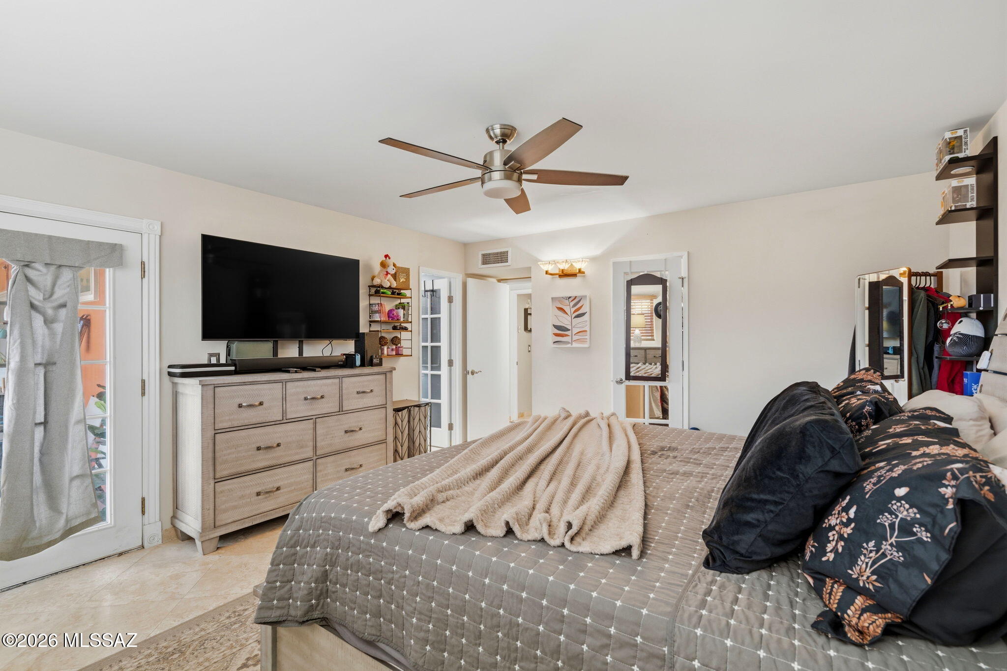 Hermosa Highlands (66-146) - Residential