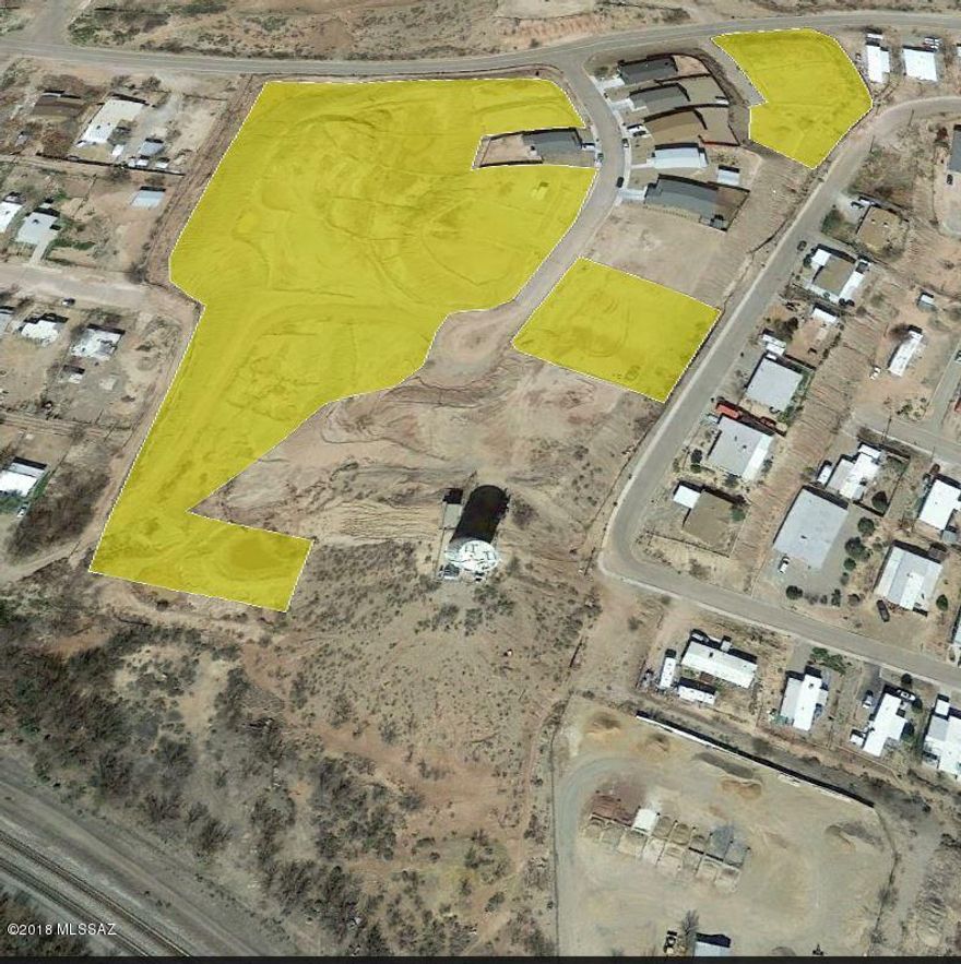 Unique investment opportunity for residential developer / builder. 12 fully developed residential lots. In addition 2 block parcels with all utilities to lot line.
