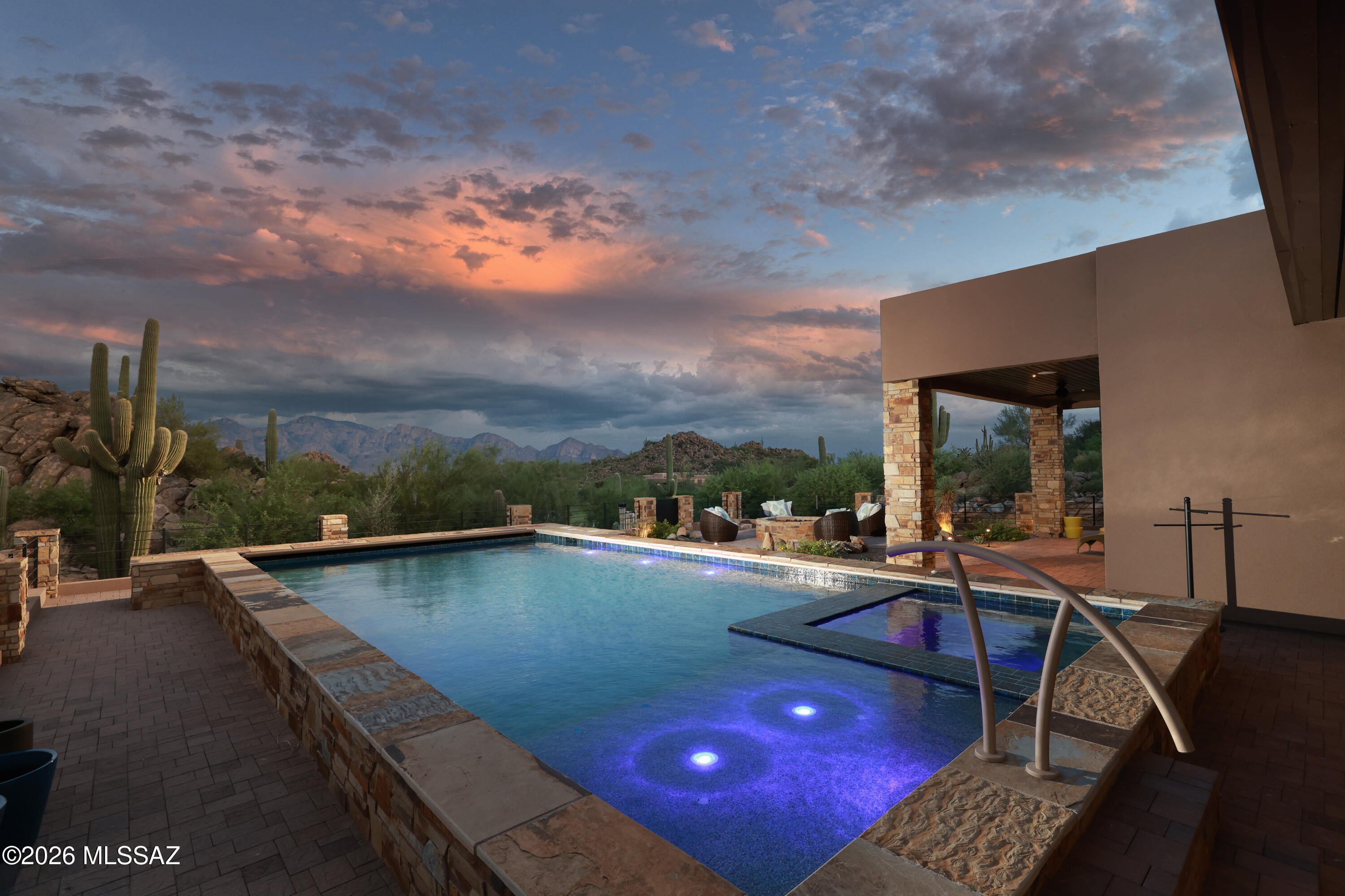 Stone Canyon IV - Residential