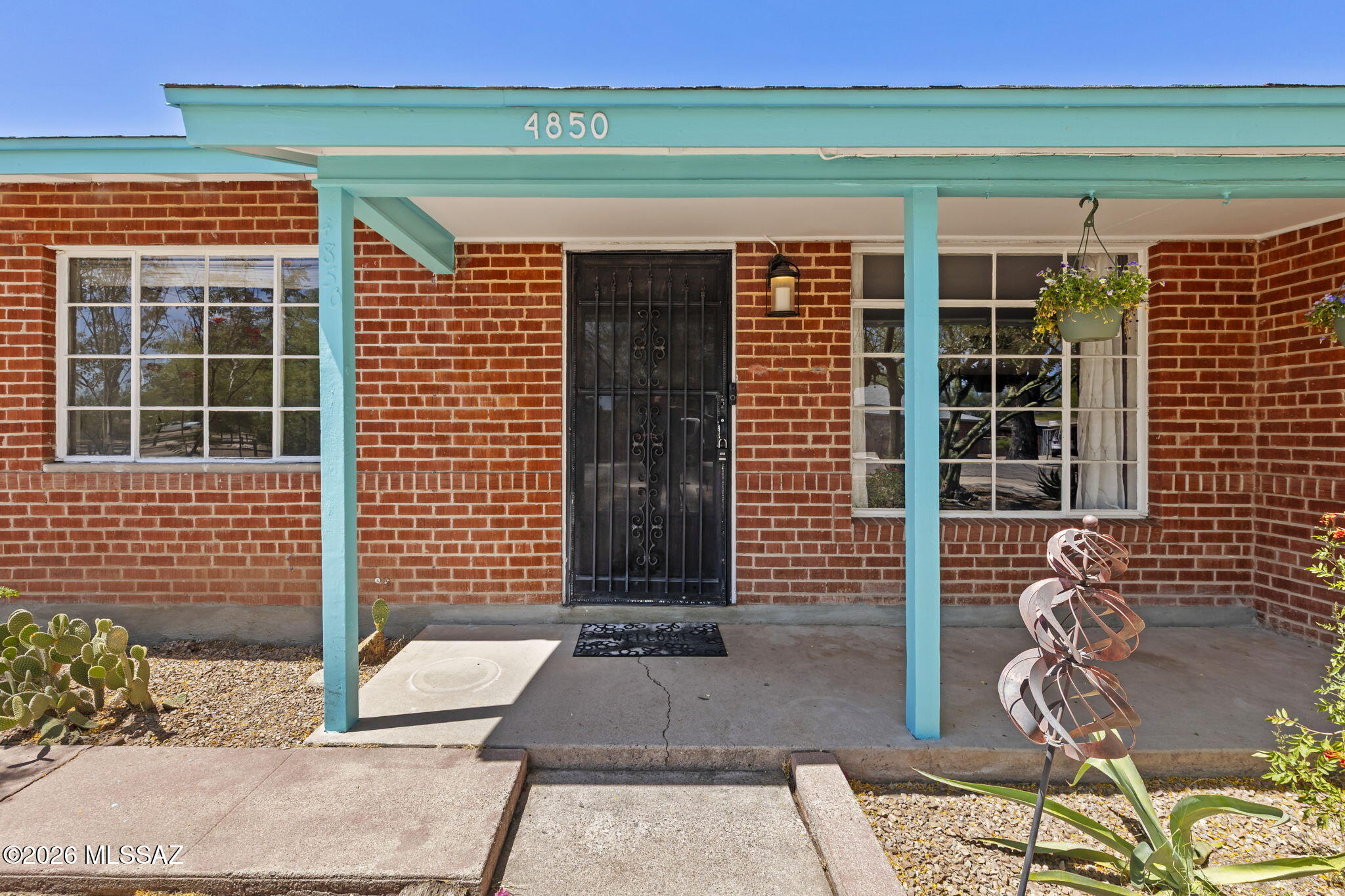 4850 E Paseo Luisa