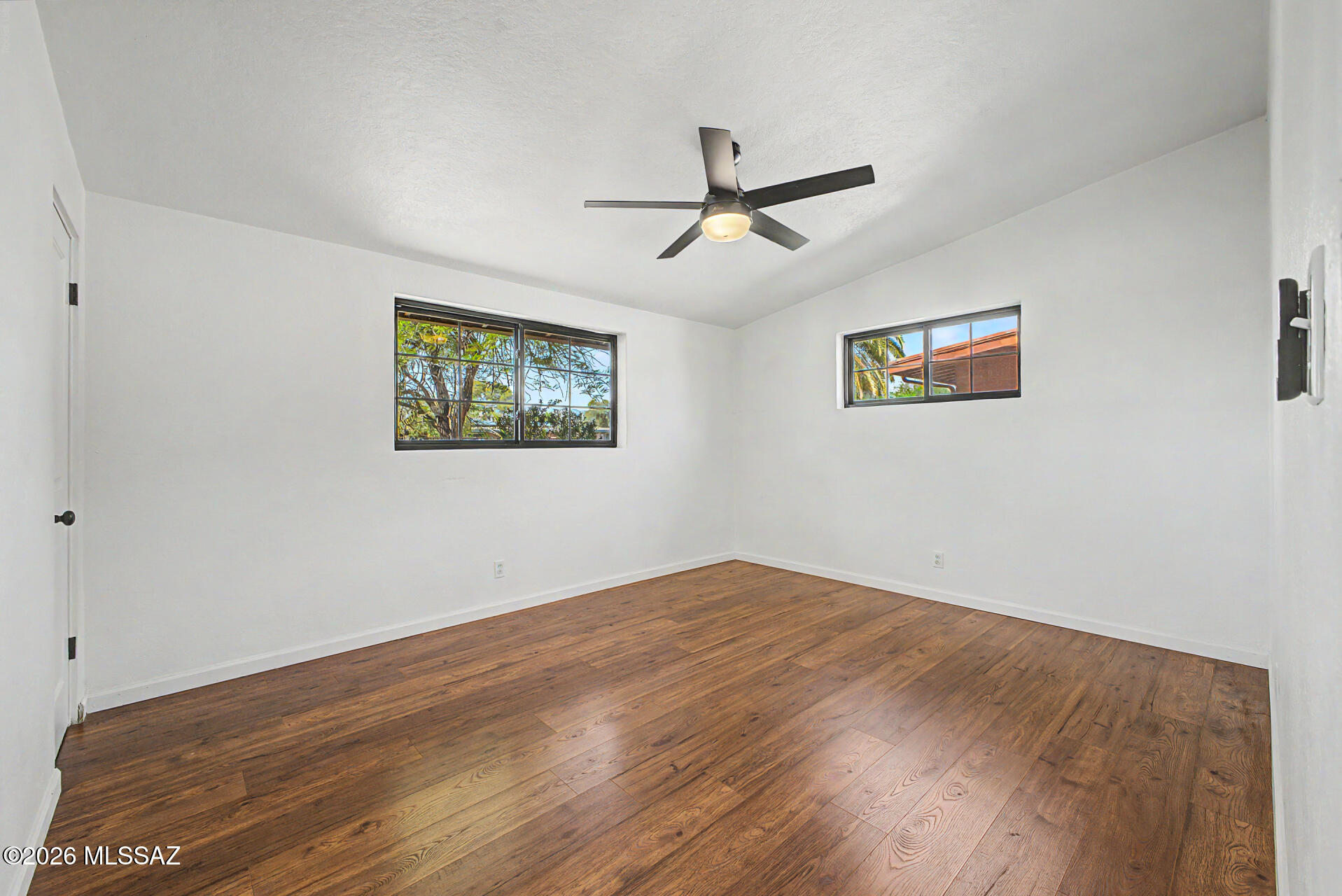 San Fernando Village - Residential