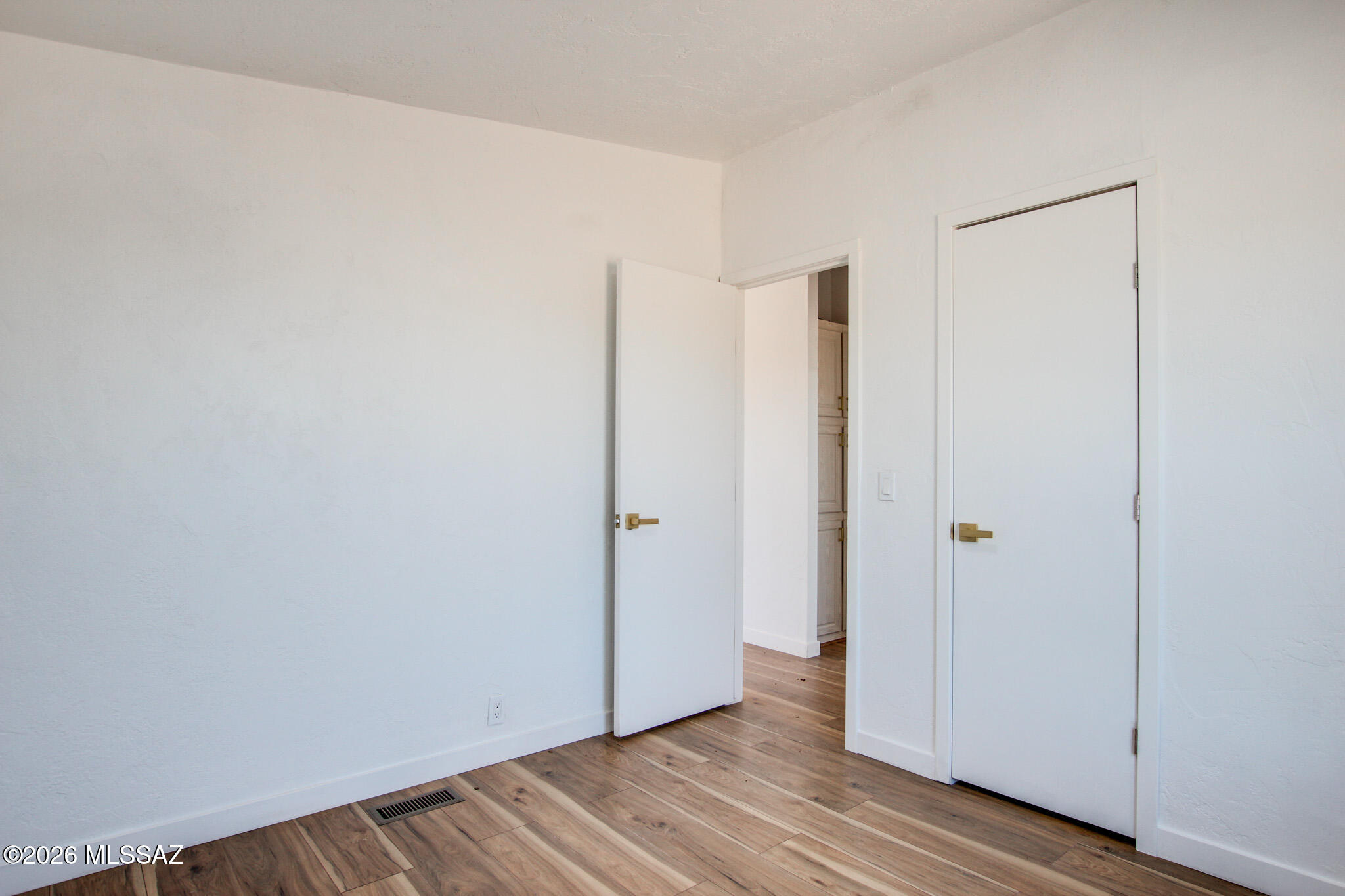 Unsubdivided - Residential
