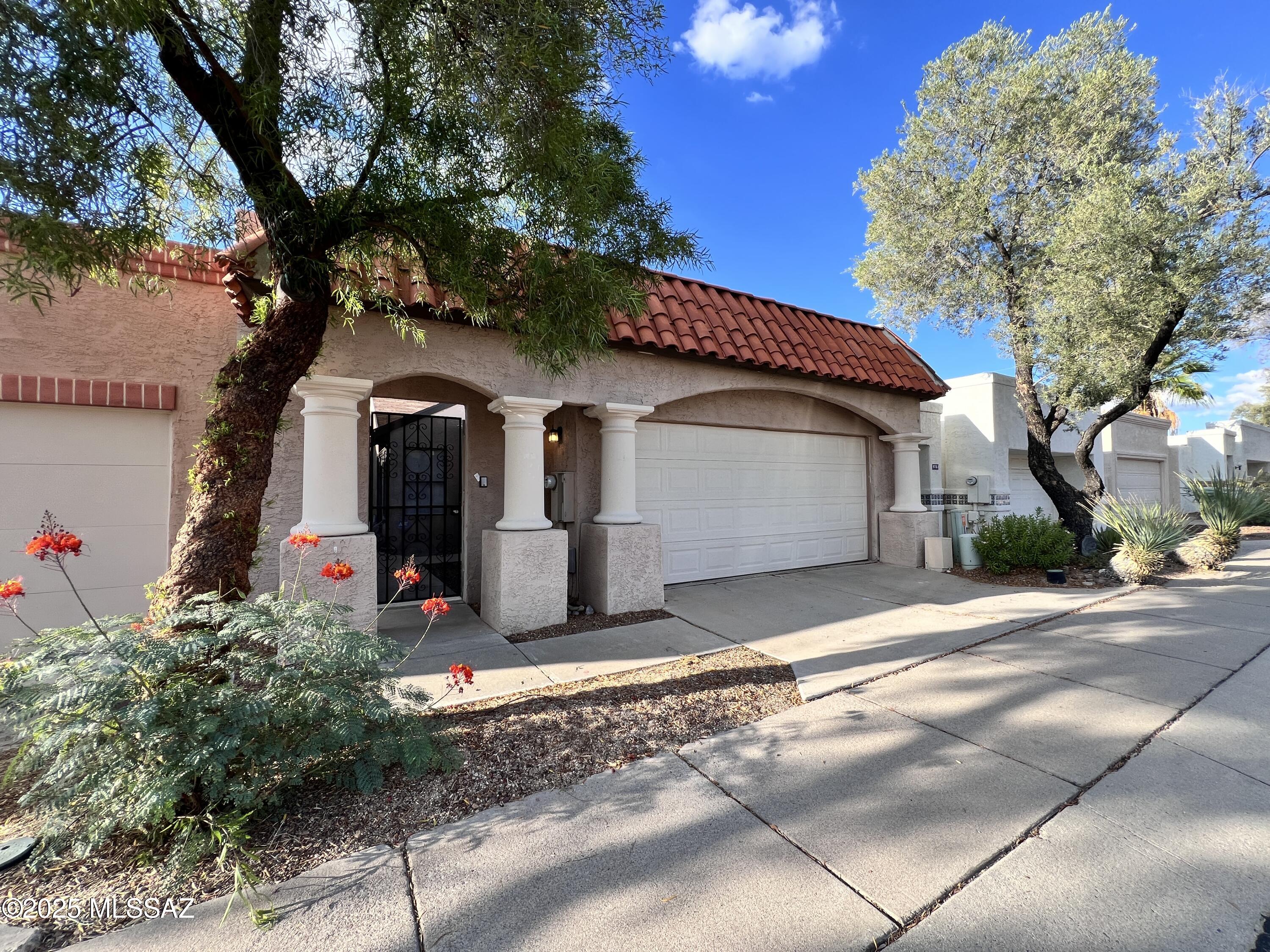 Miramonte Townhomes (1-67) - Residential Lease