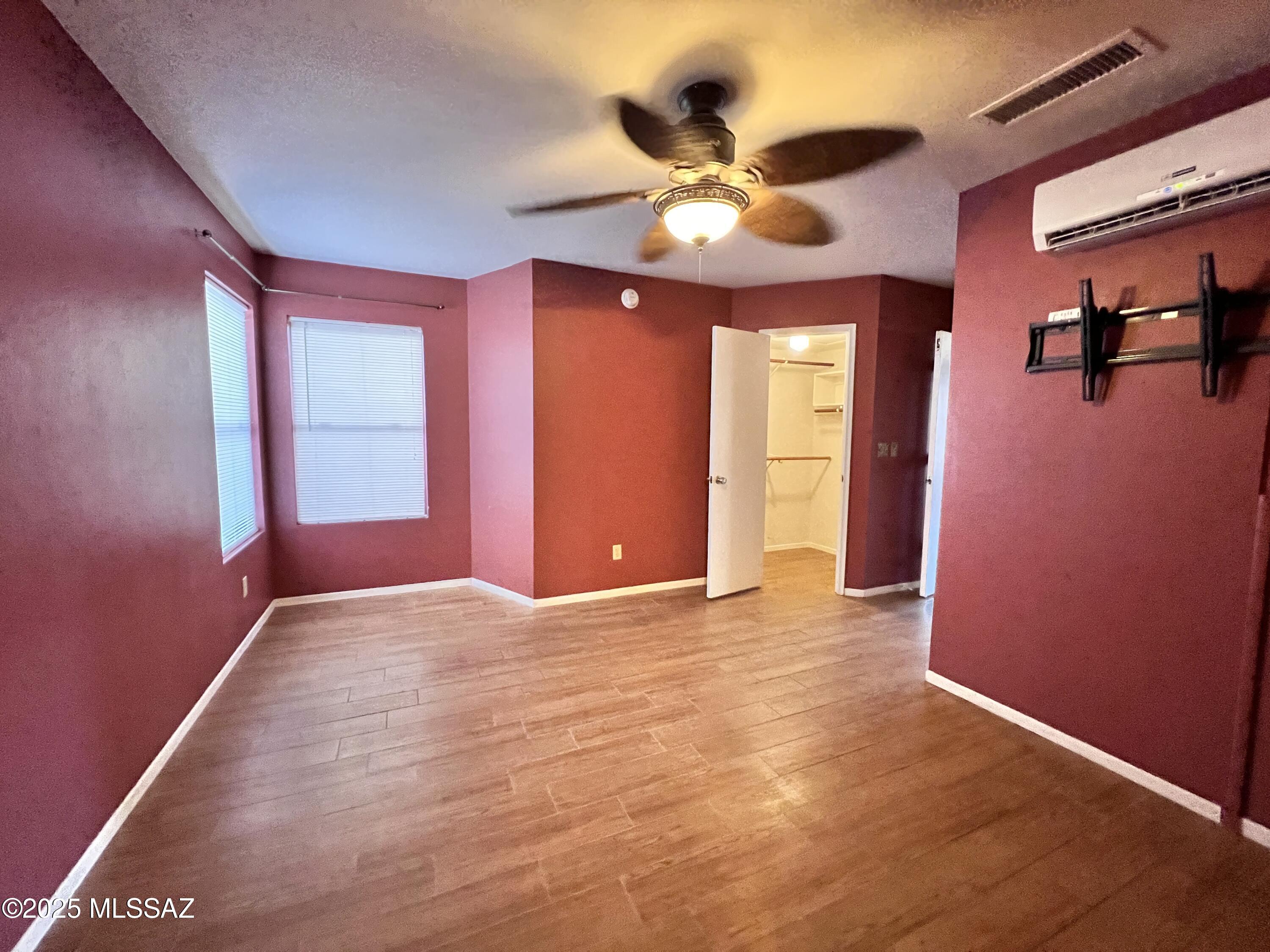 Miramonte Townhomes (1-67) - Residential Lease