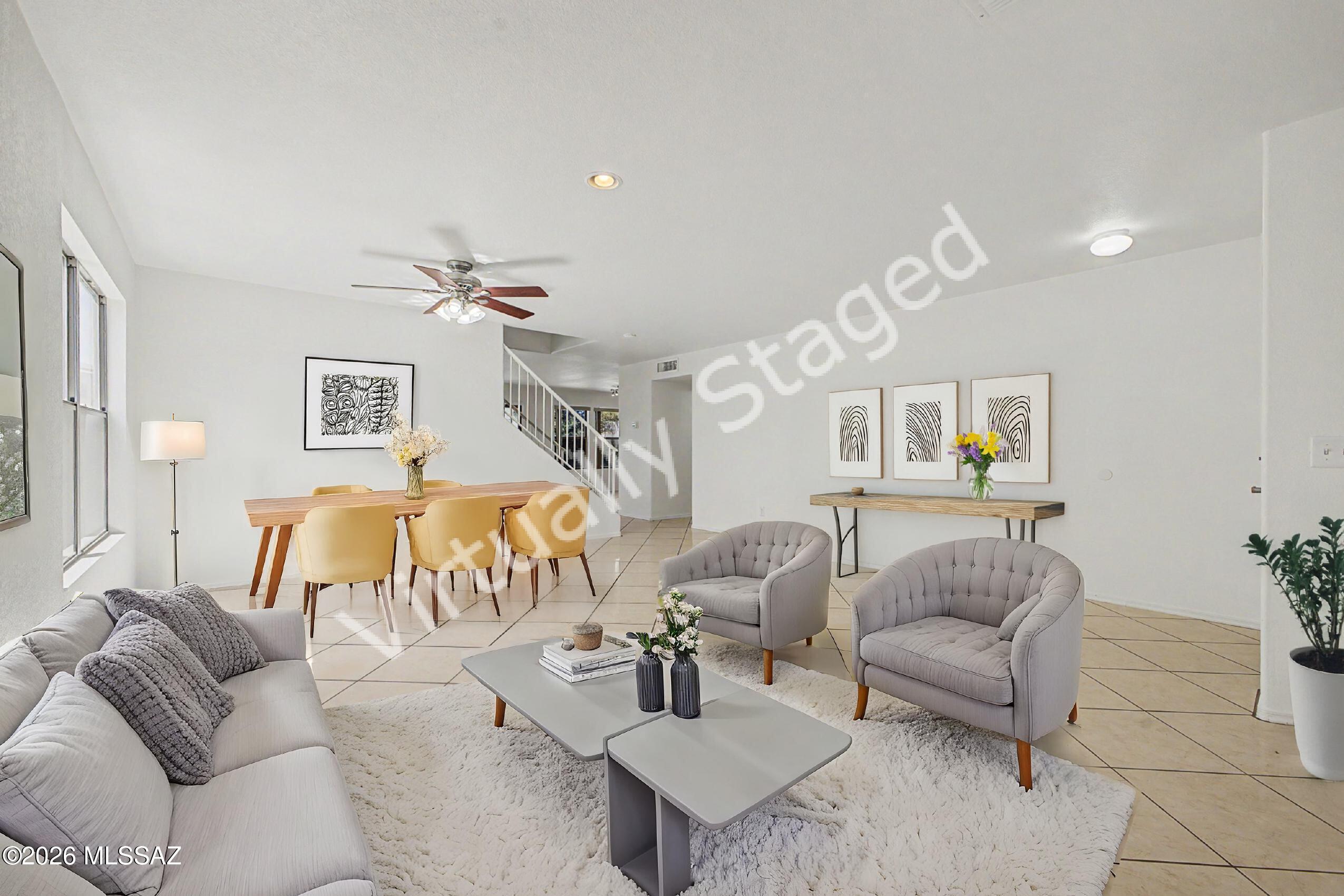 2586 W Calle Senor Roberto
