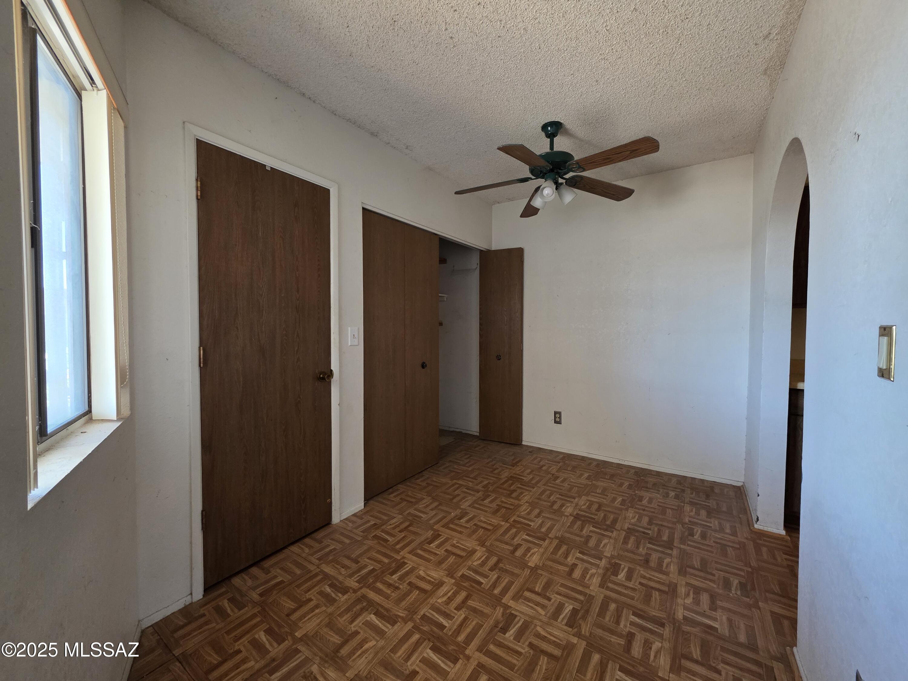 4172 N Western Winds Drive