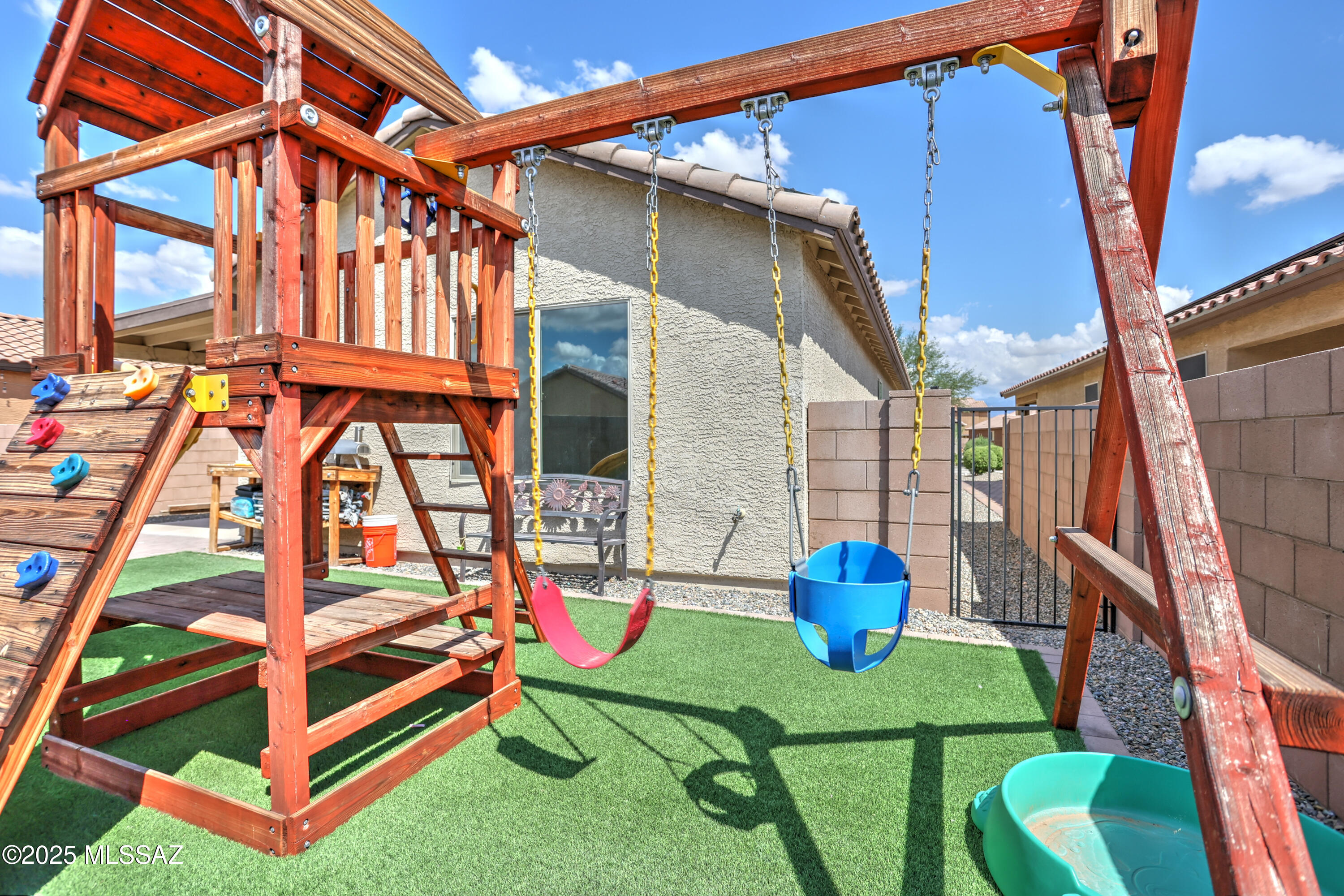 Bella Tierra - Residential