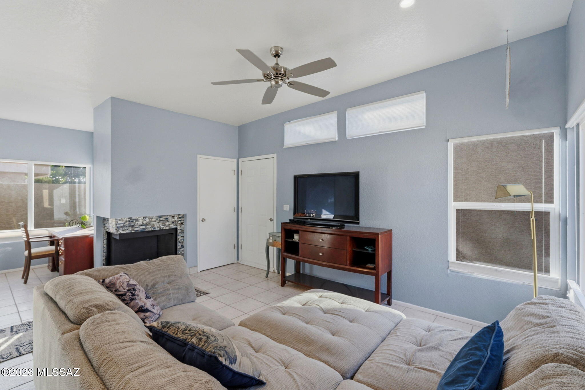 4413 E Bullrush Lane