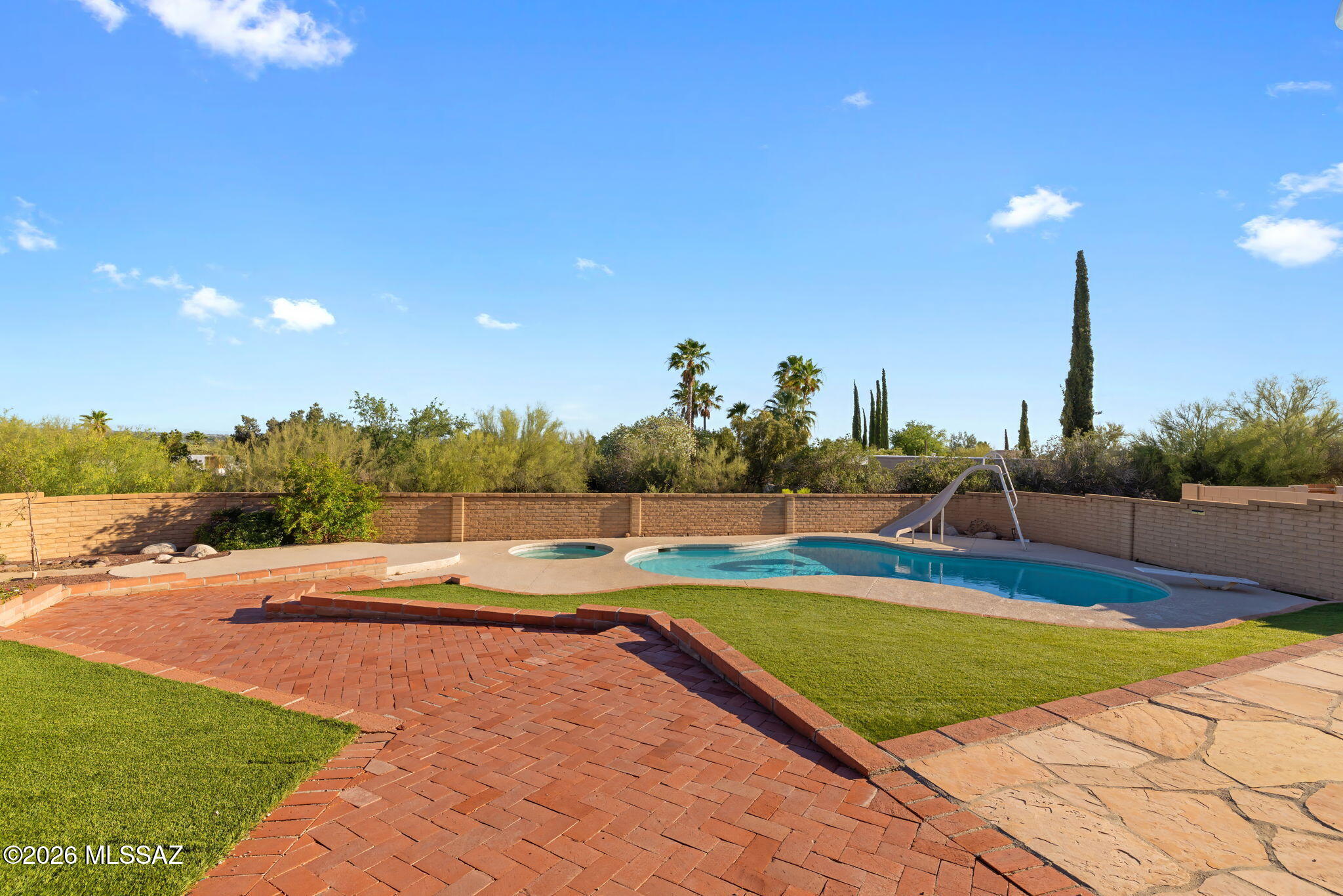 Sabino Vista Knolls (61-135) - Residential