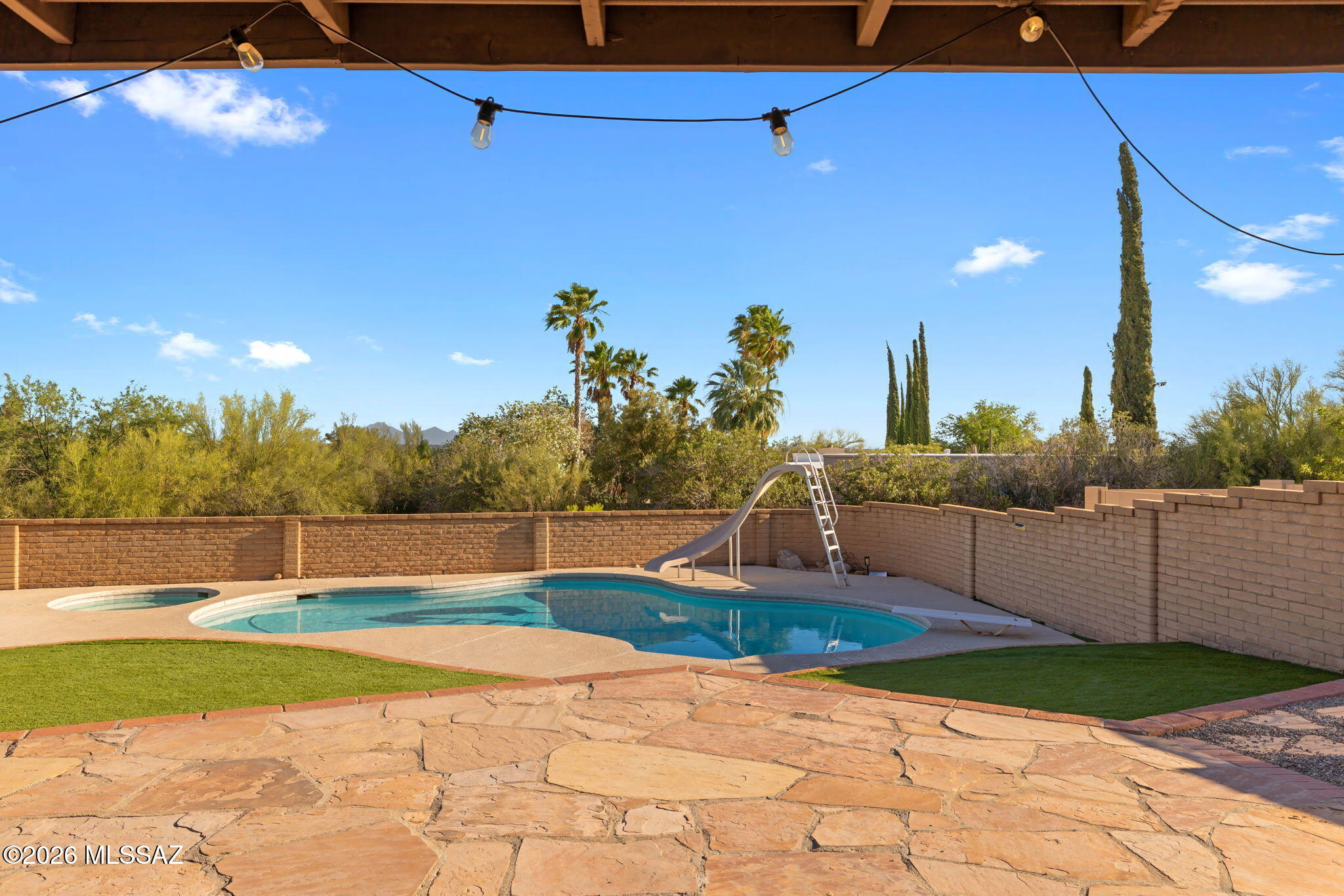 Sabino Vista Knolls (61-135) - Residential