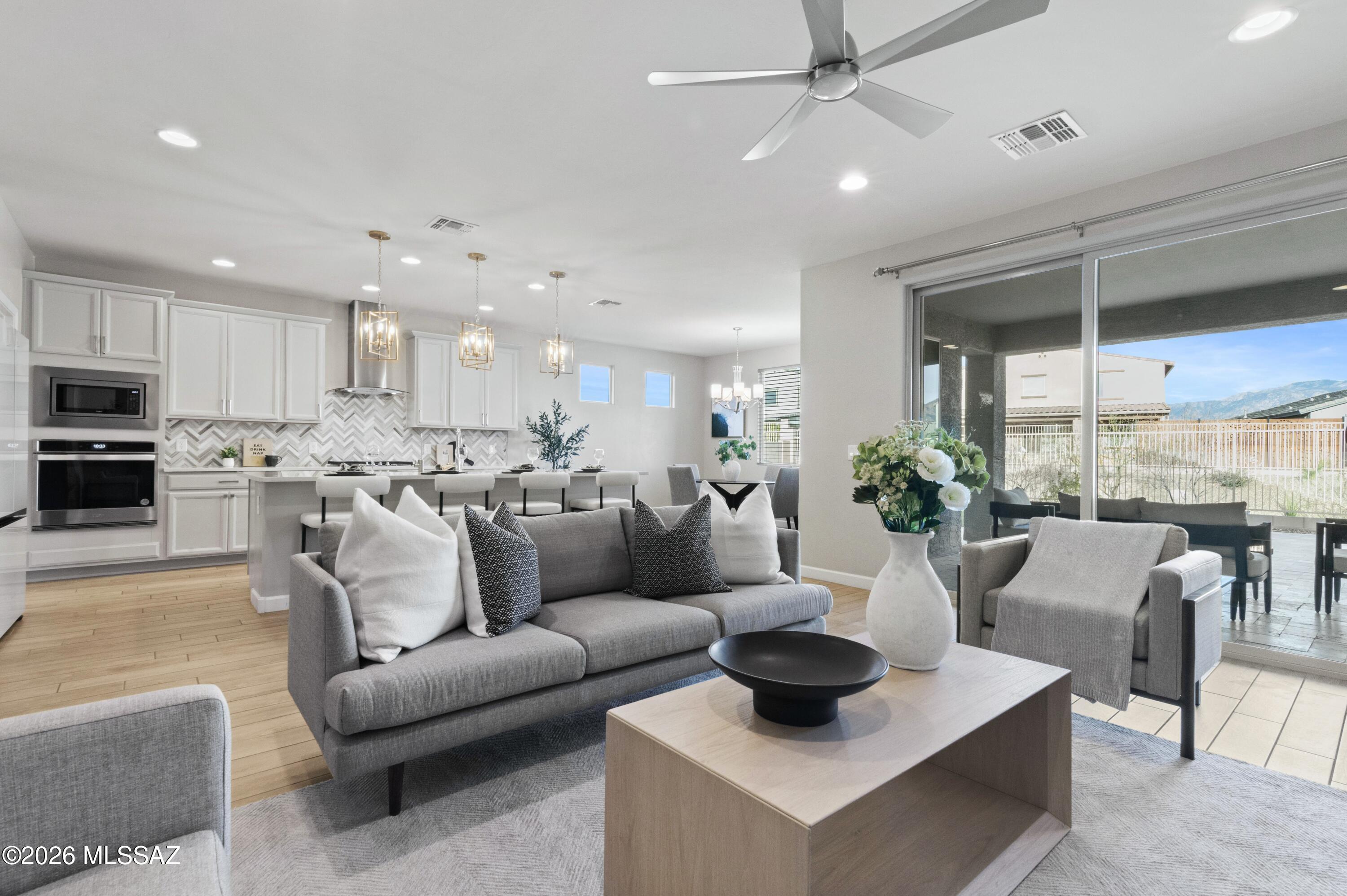 11587 N Desert Calico Lp