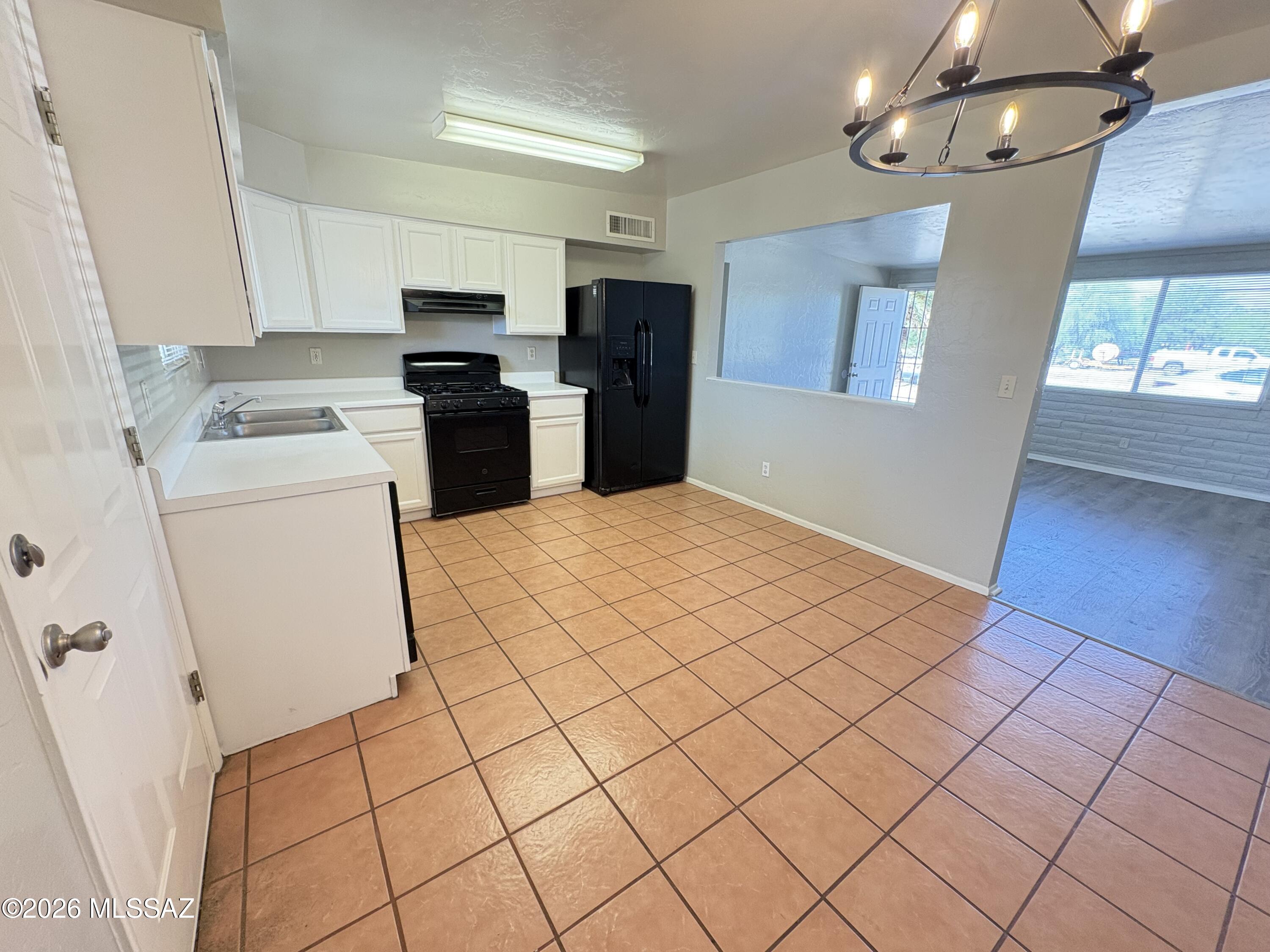 N/A - Residential Lease