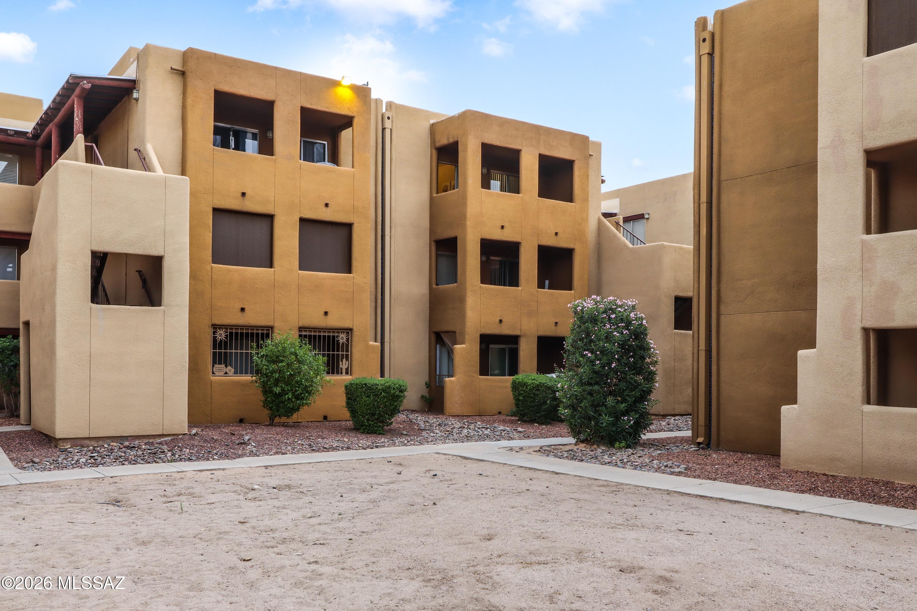 Casa Club Condominium - Residential