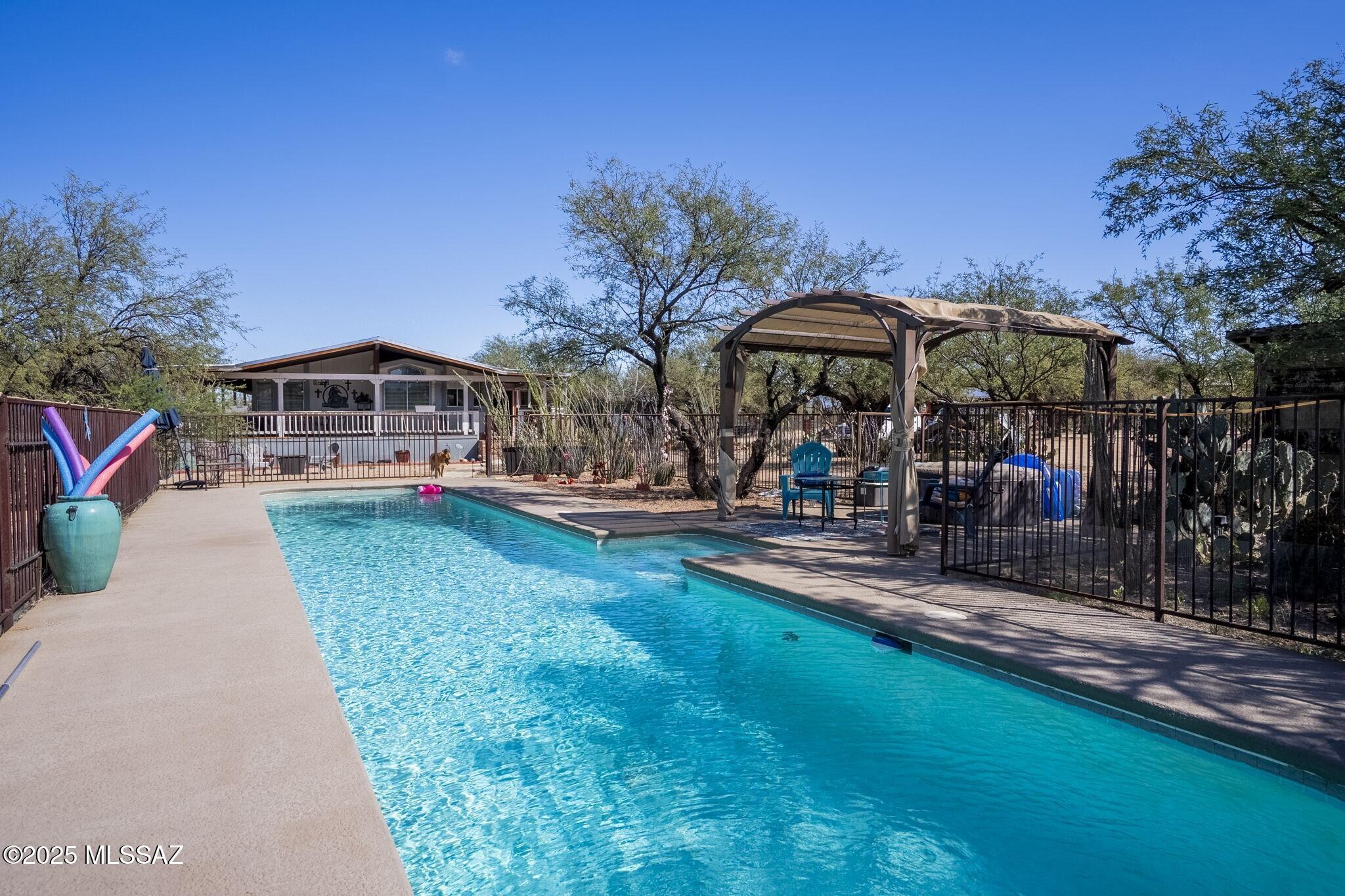 Elephant Head - Residential