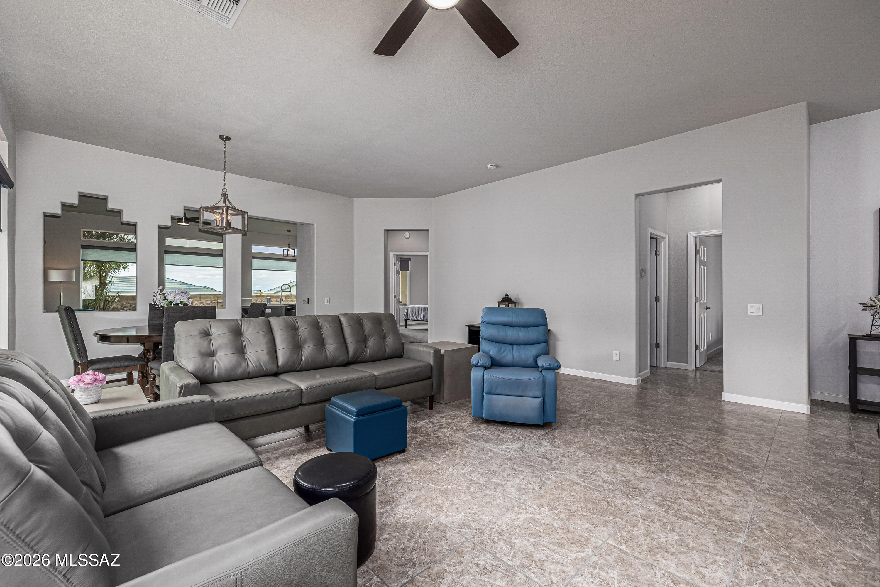 5380 W Tearblanket Place