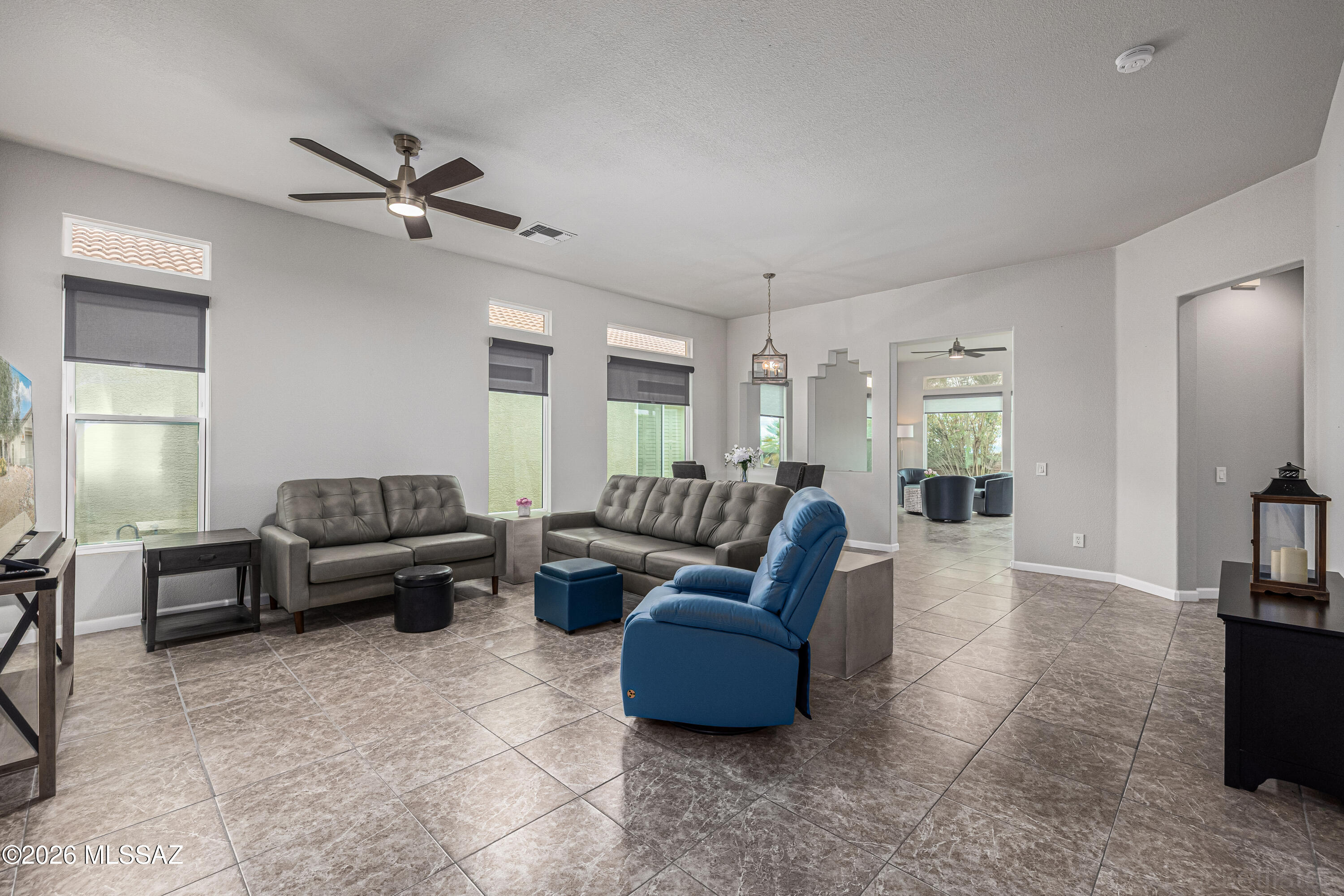 5380 W Tearblanket Place