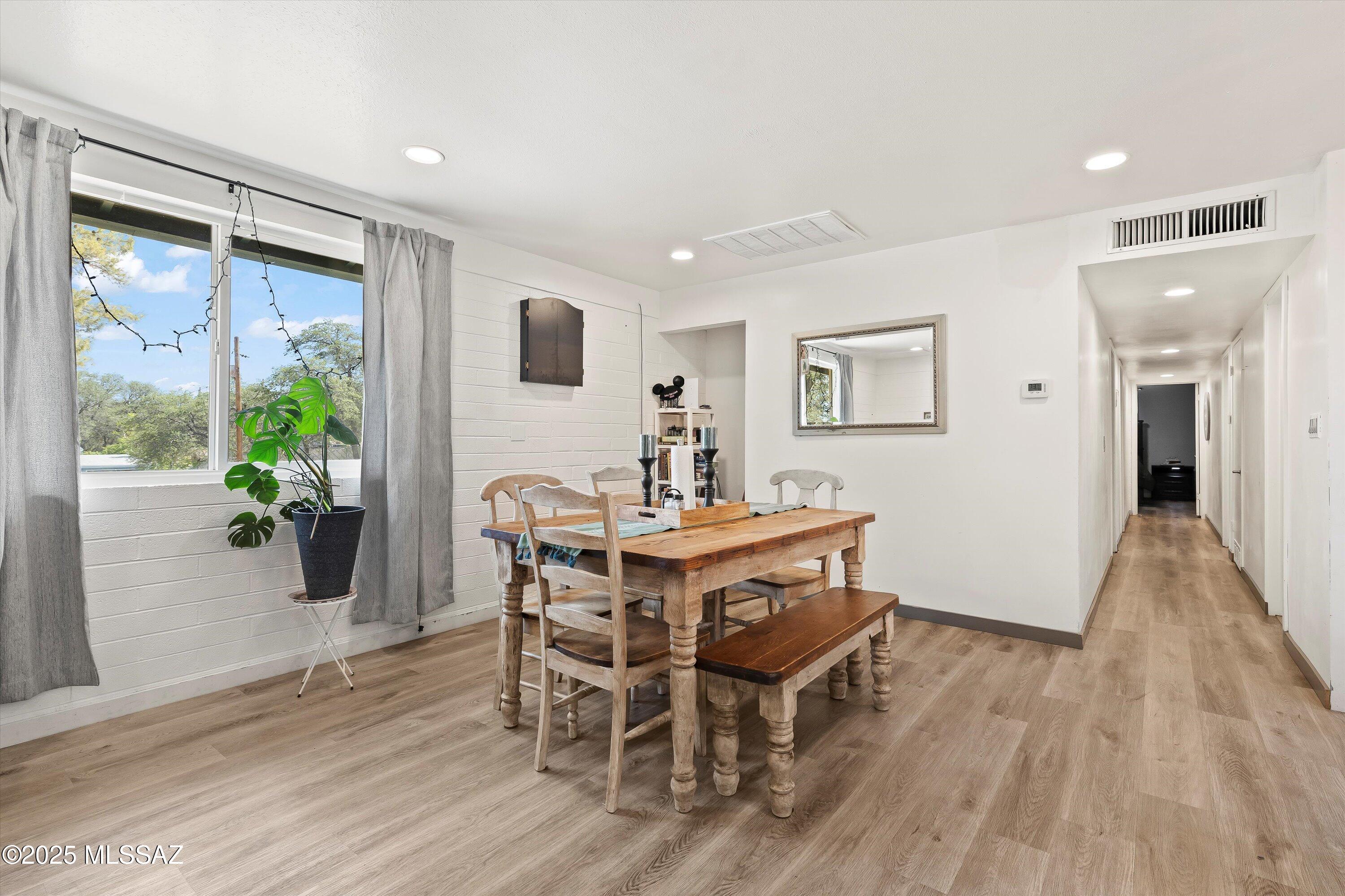 Los Robles Estates - Residential