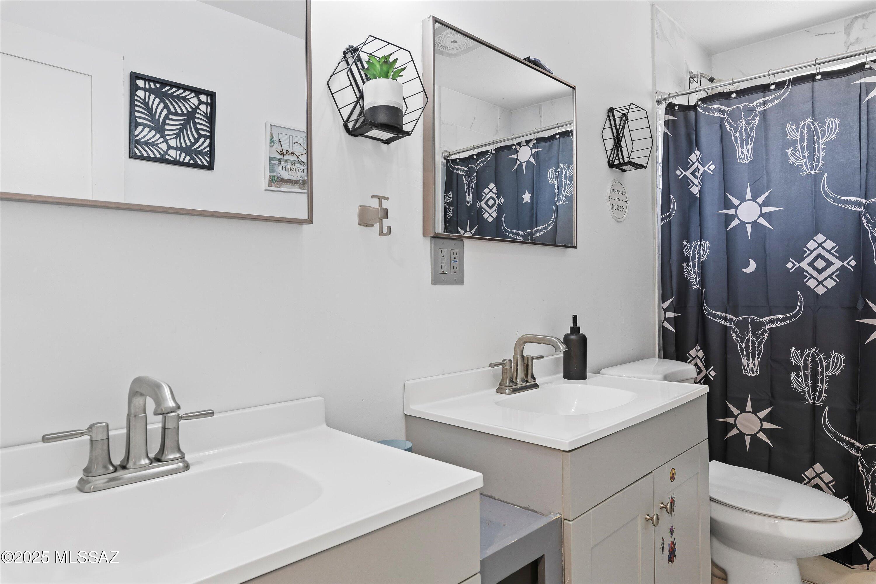 Los Robles Estates - Residential
