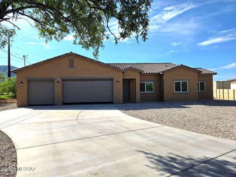 Photo of 121 Vereda Patria, Rio Rico, AZ 85648 (MLS # 22620173)