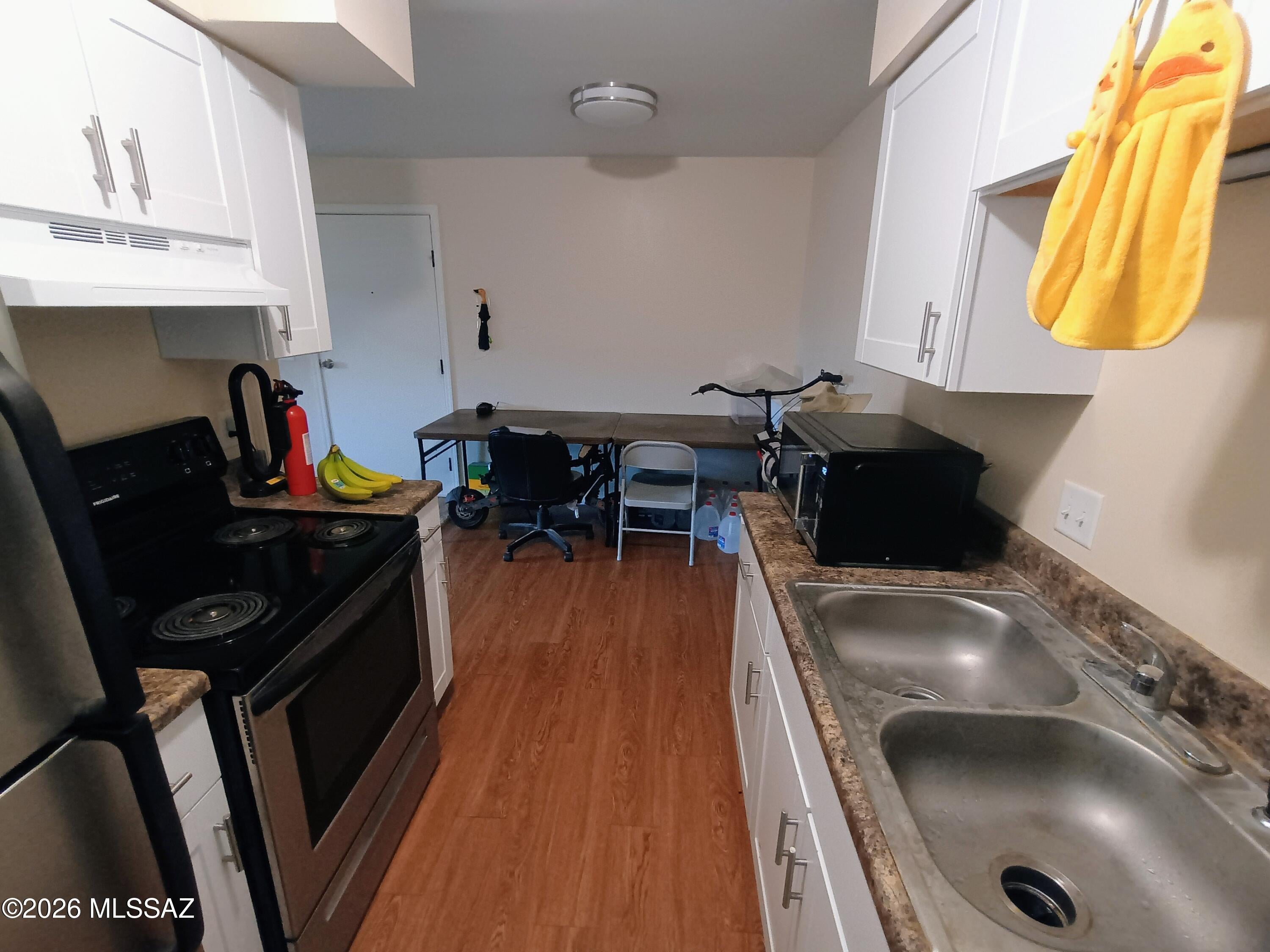6301 N Barcelona Court 1002