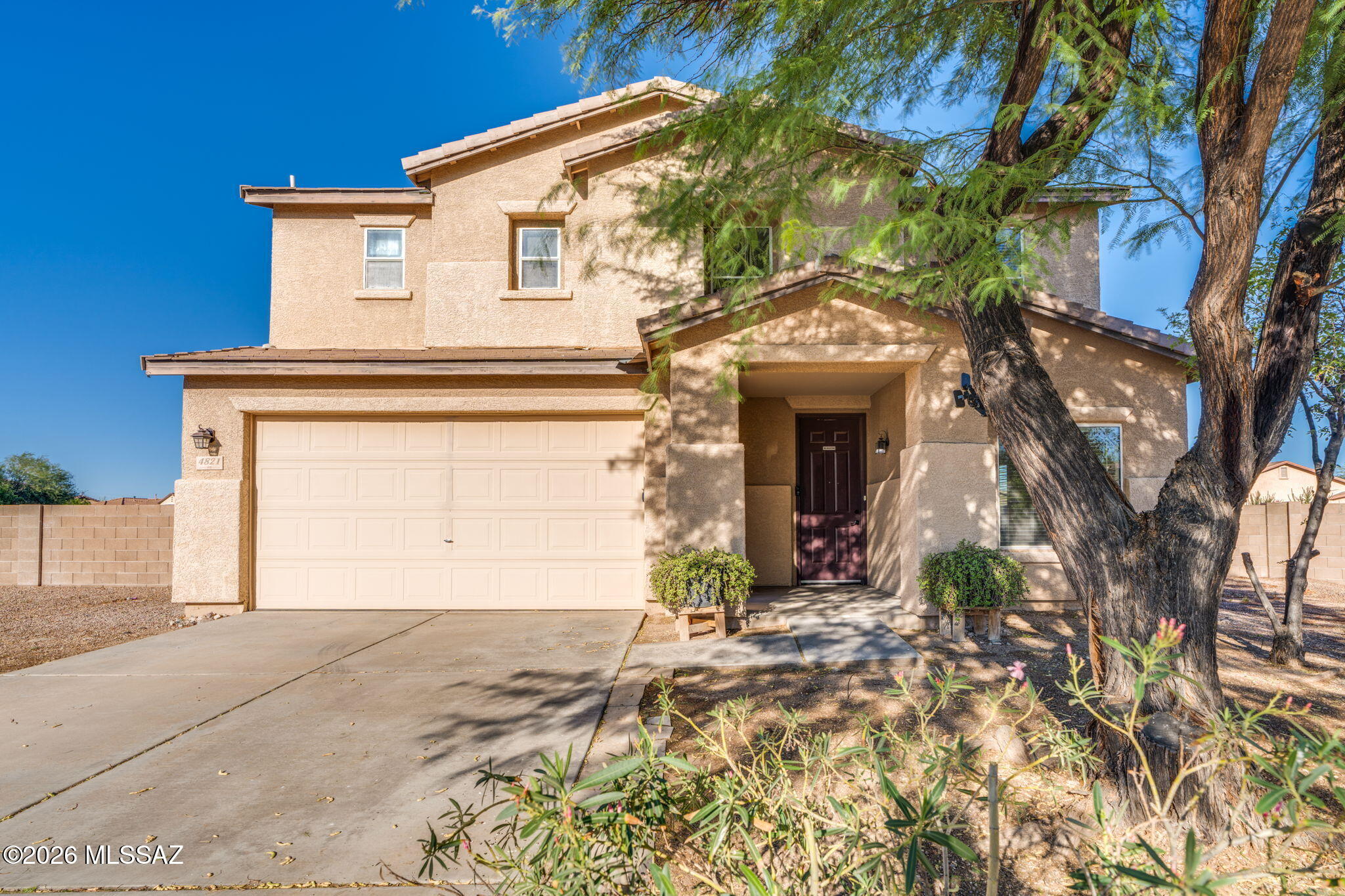4821 E Twinflower Place