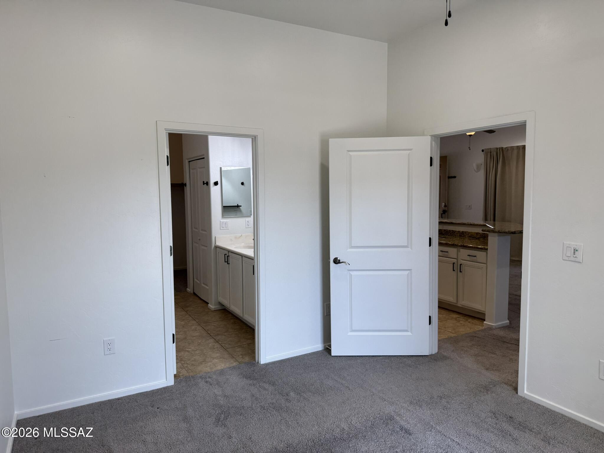 Placita Escondida Bldgs 18-20 Units 1-204 - Residential Lease