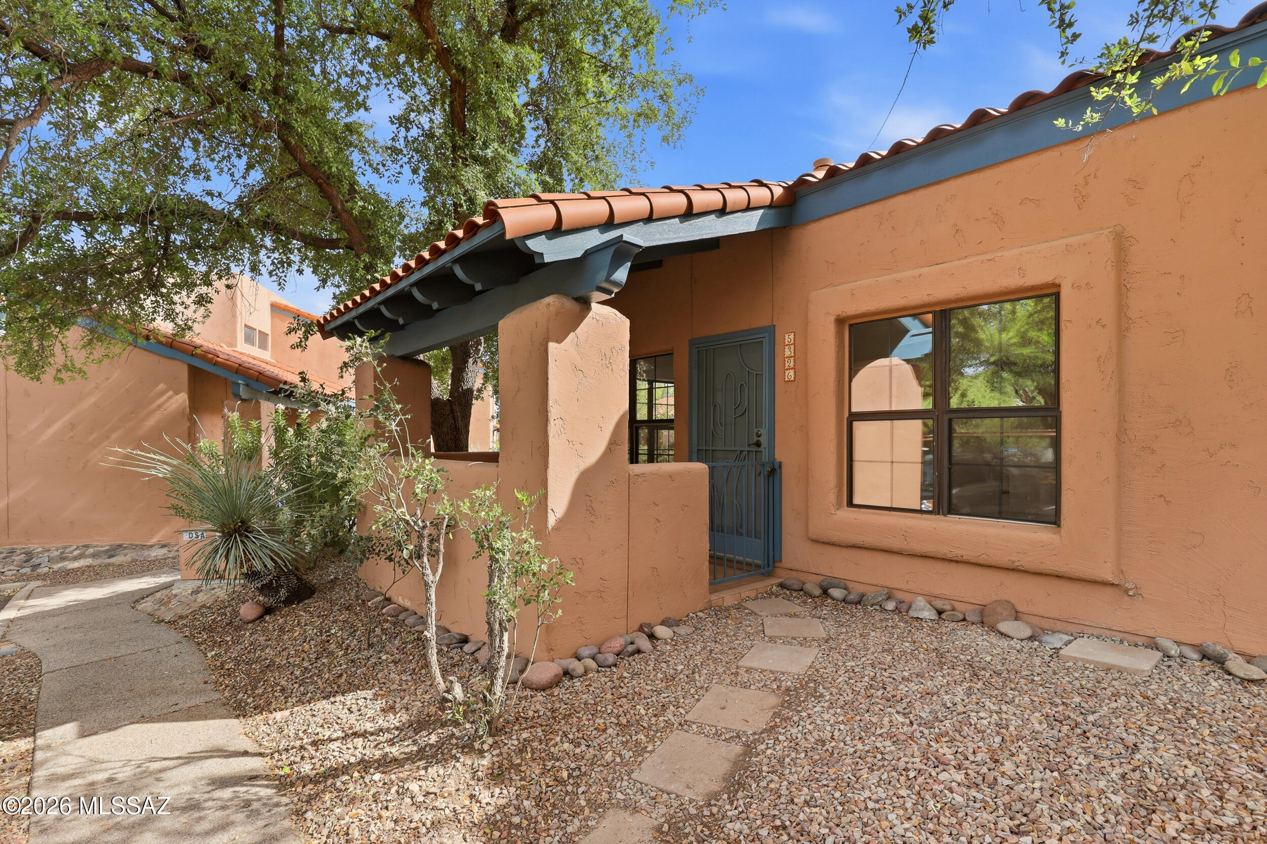 5326 N Paseo De La Terraza