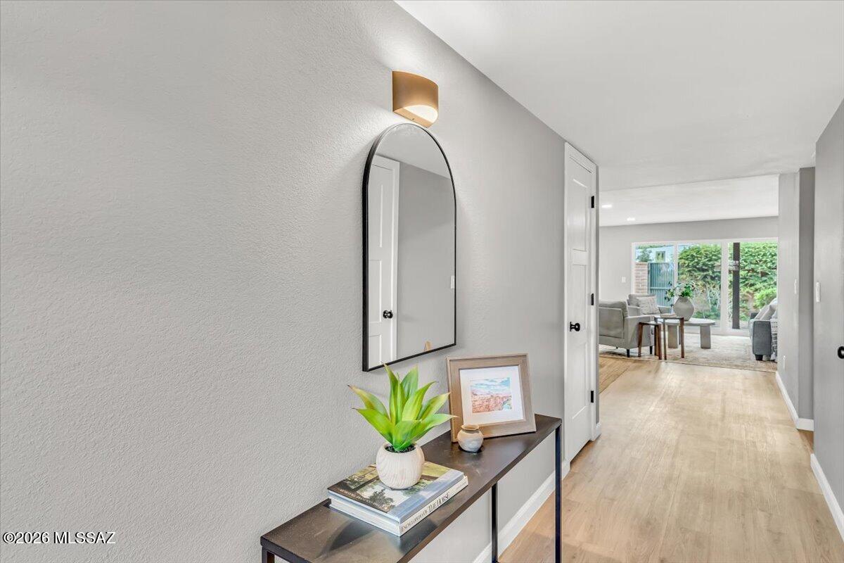 4931 E Placita Arenosa
