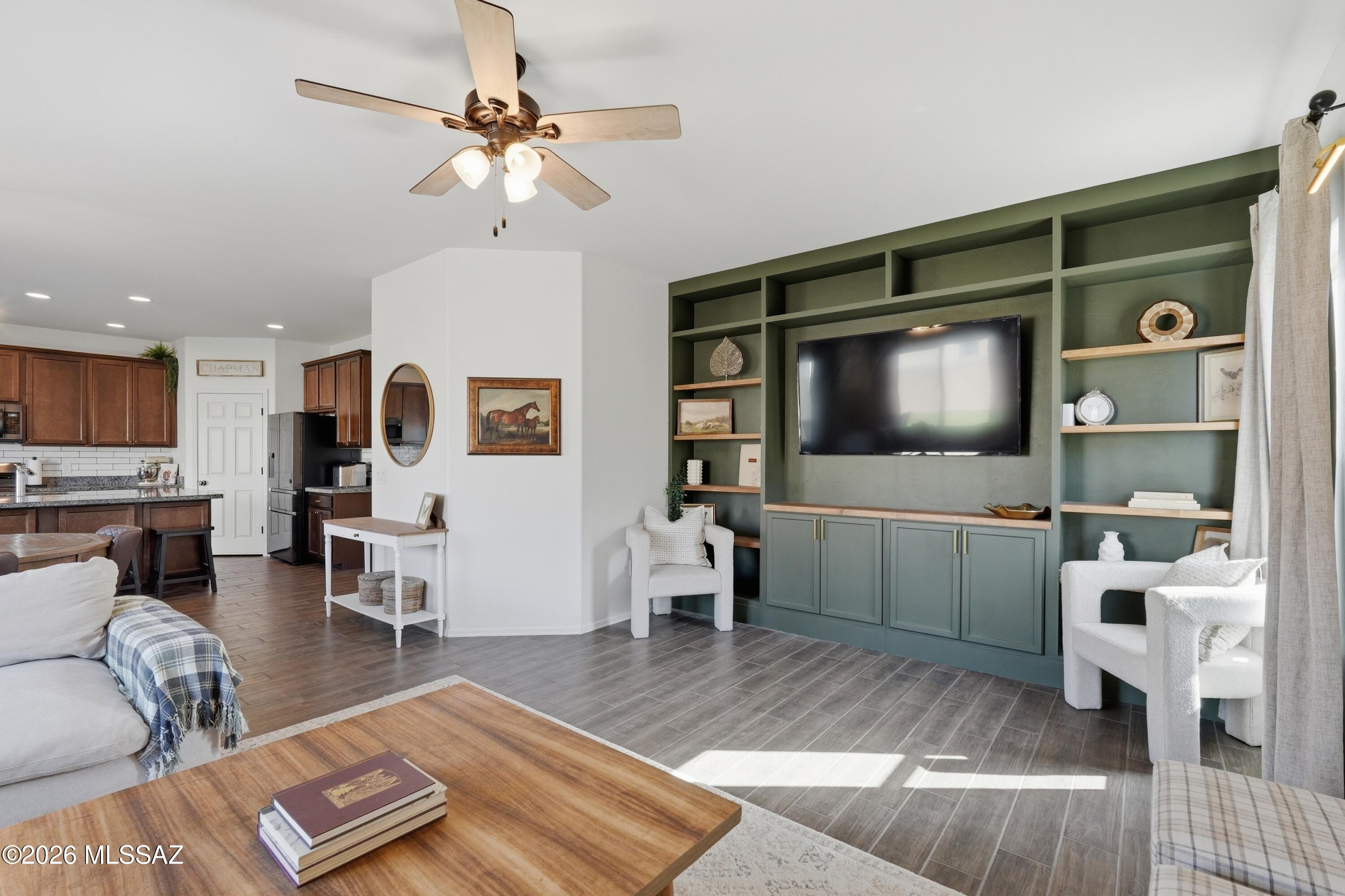 Saguaro Bloom 7B - Residential
