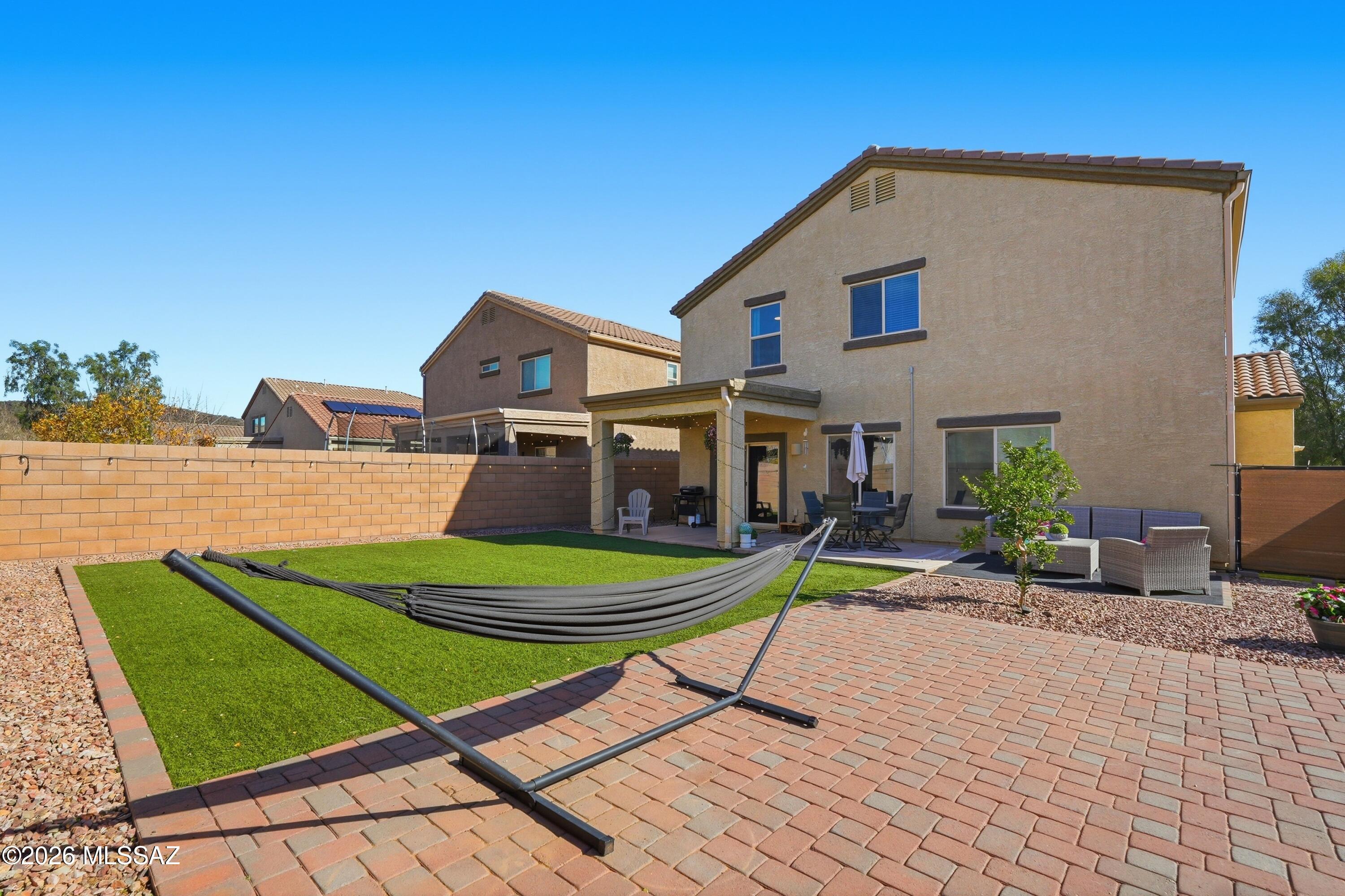 Saguaro Bloom 7B - Residential