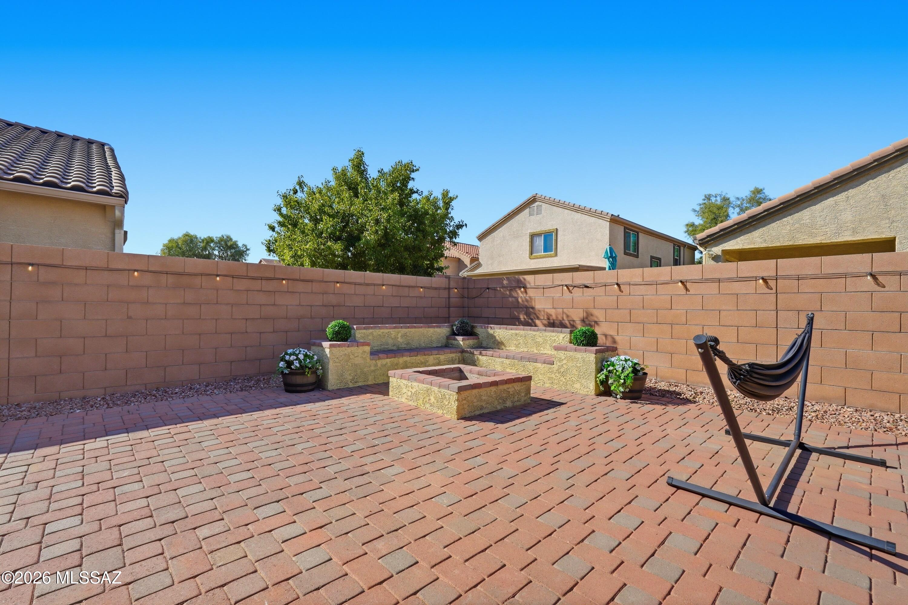 Saguaro Bloom 7B - Residential