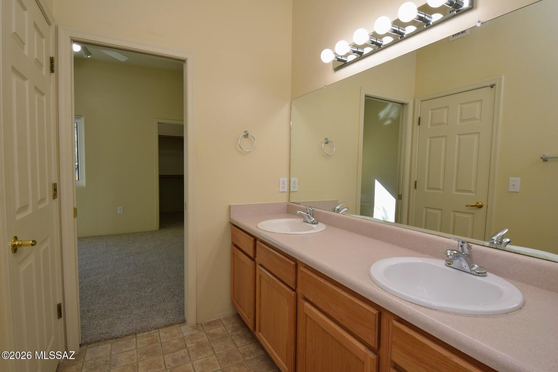 Flowers Condominiums Units 1-16 - Residential Lease