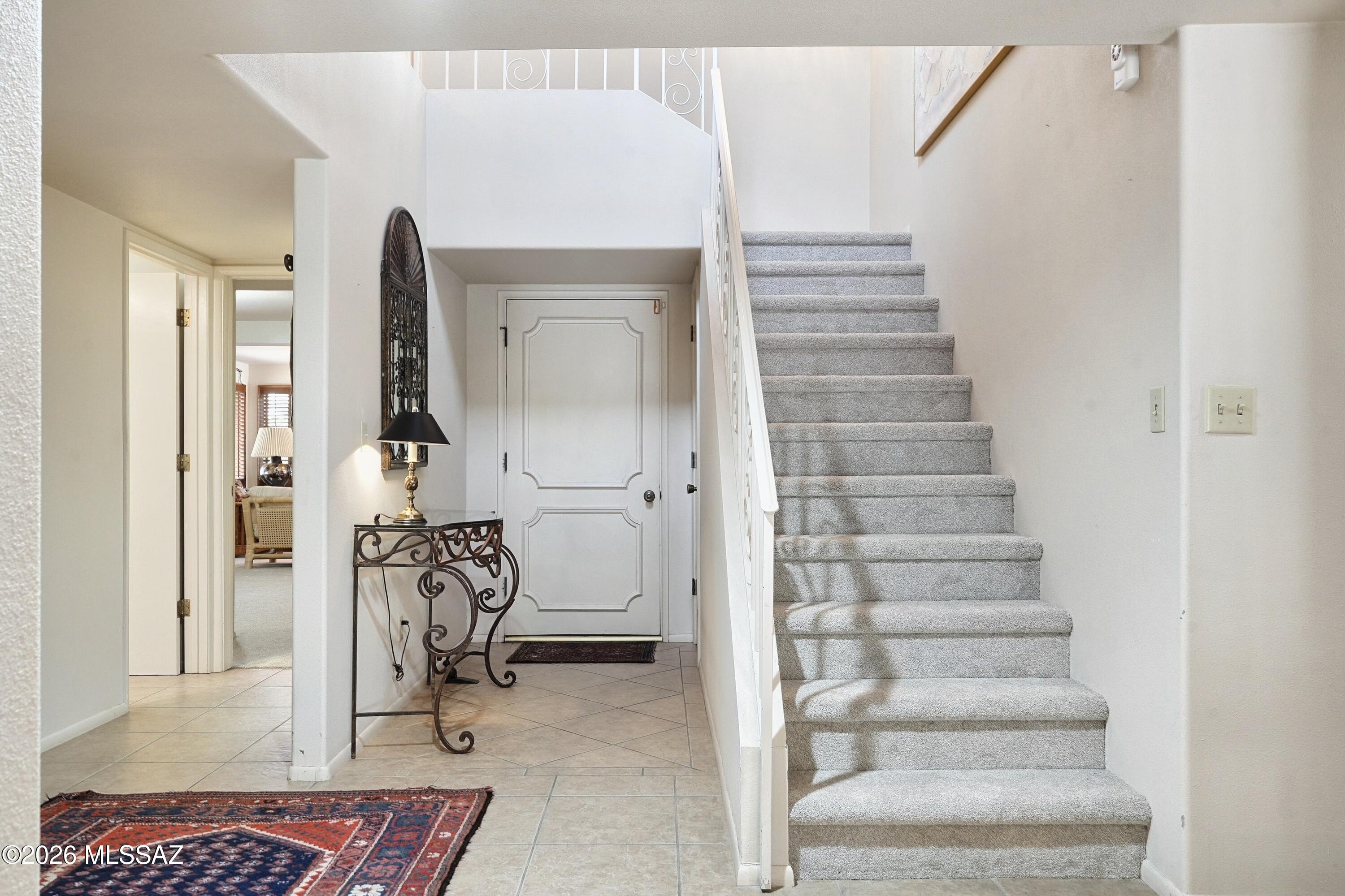 8020 N Casas Carmen