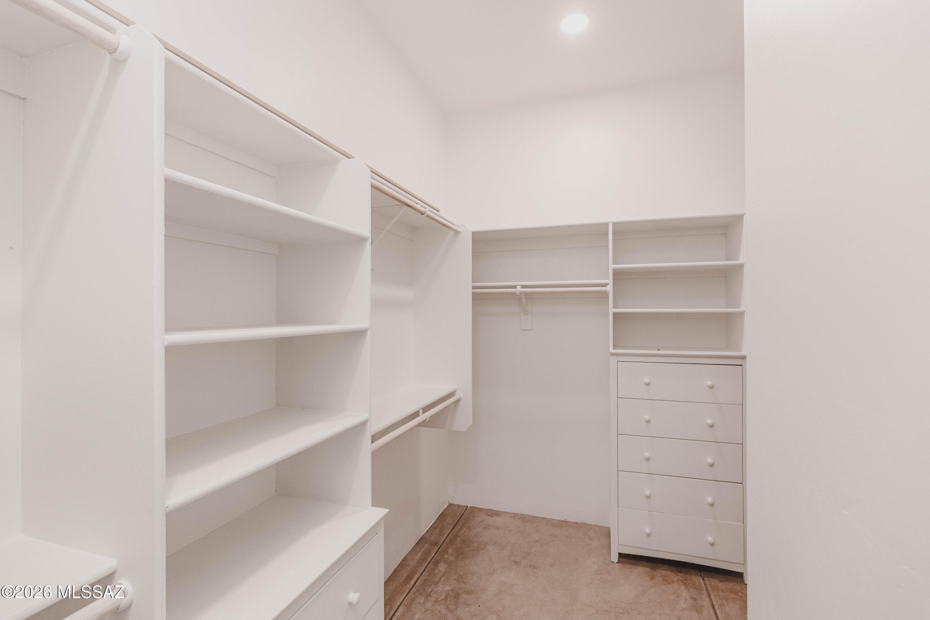 San Domingo  (129-164) - Residential