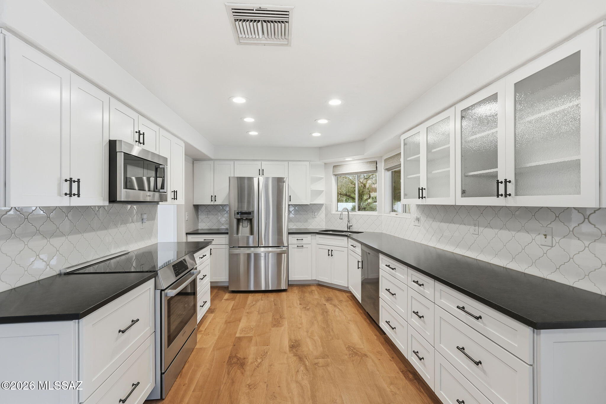 9840 N High Meadow Trail